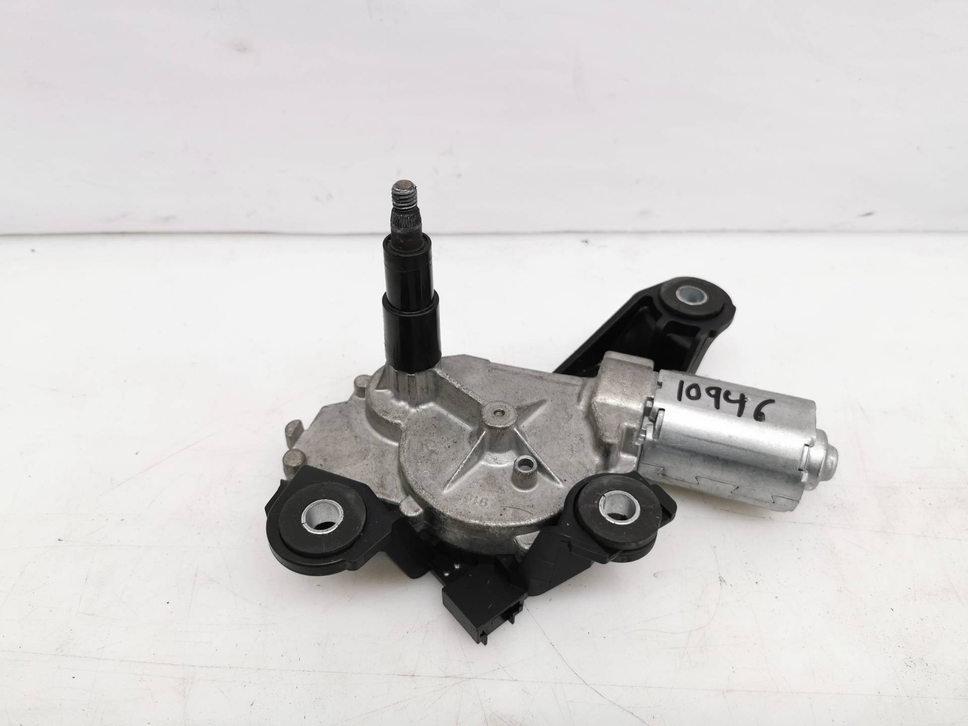 MOTOR LIMPIA TRASERO NISSAN QASHQAI (J10) 28710JD000 / 0390201820 28710JD0000390201820