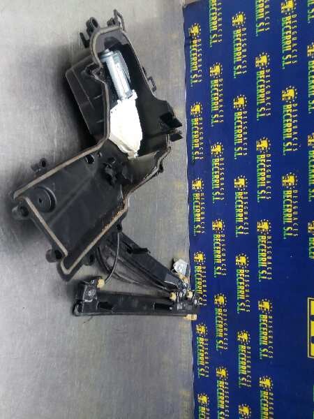 ELEVALUNAS DELANTERO IZQUIERDO SEAT LEON (1P1) 3C0959793B / 1T0959701AK 3C0959793B1T0959701AK