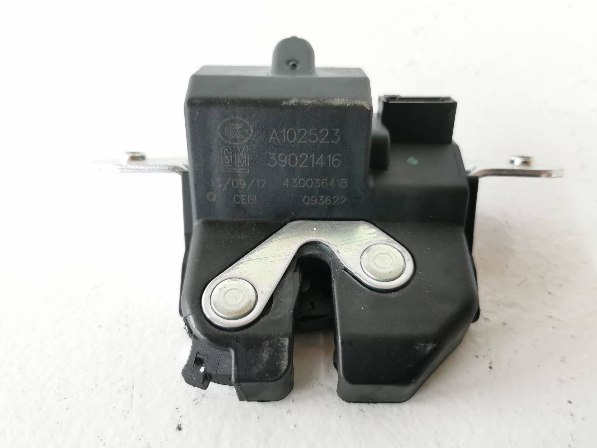 CERRADURA MALETERO / PORTÓN OPEL CORSA E 39021416 39021416