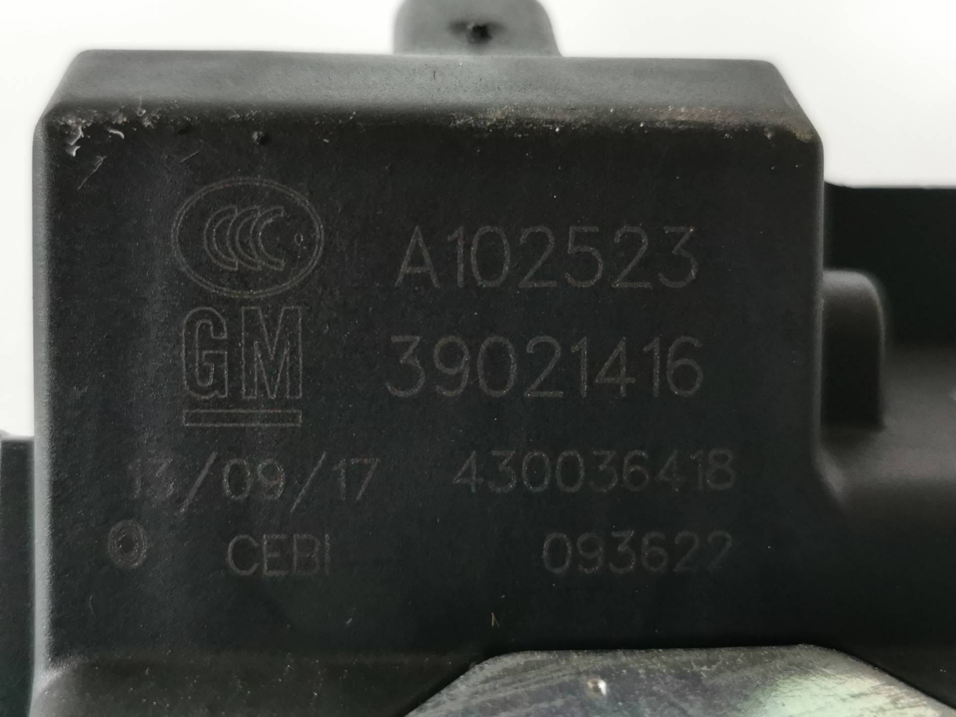 CERRADURA MALETERO / PORTÓN OPEL CORSA E 39021416 39021416 - Vista 3