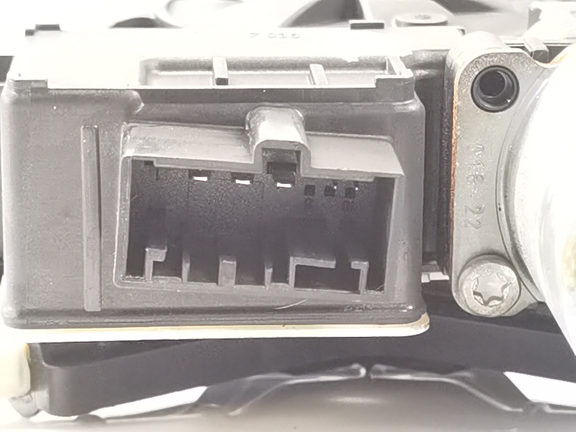 ELEVALUNAS TRASERO DERECHO VOLKSWAGEN T-CROSS E850202106 E850202106 - Vista 3
