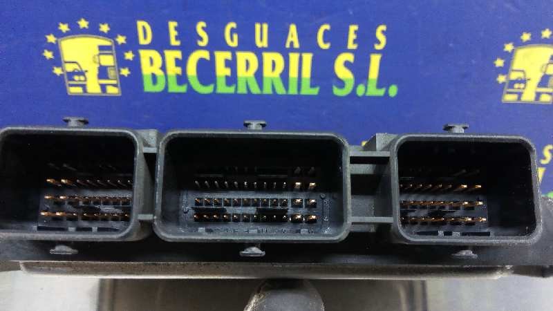 CENTRALITA MOTOR UCE RENAULT MEGANE II BERLINA 5P 8200310863 / 0281011549 82003108630281011549 - Vista 3