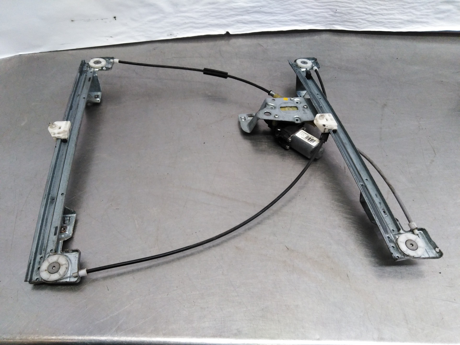 ELEVALUNAS DELANTERO DERECHO RENAULT KANGOO 402086A 402086A - Vista 3