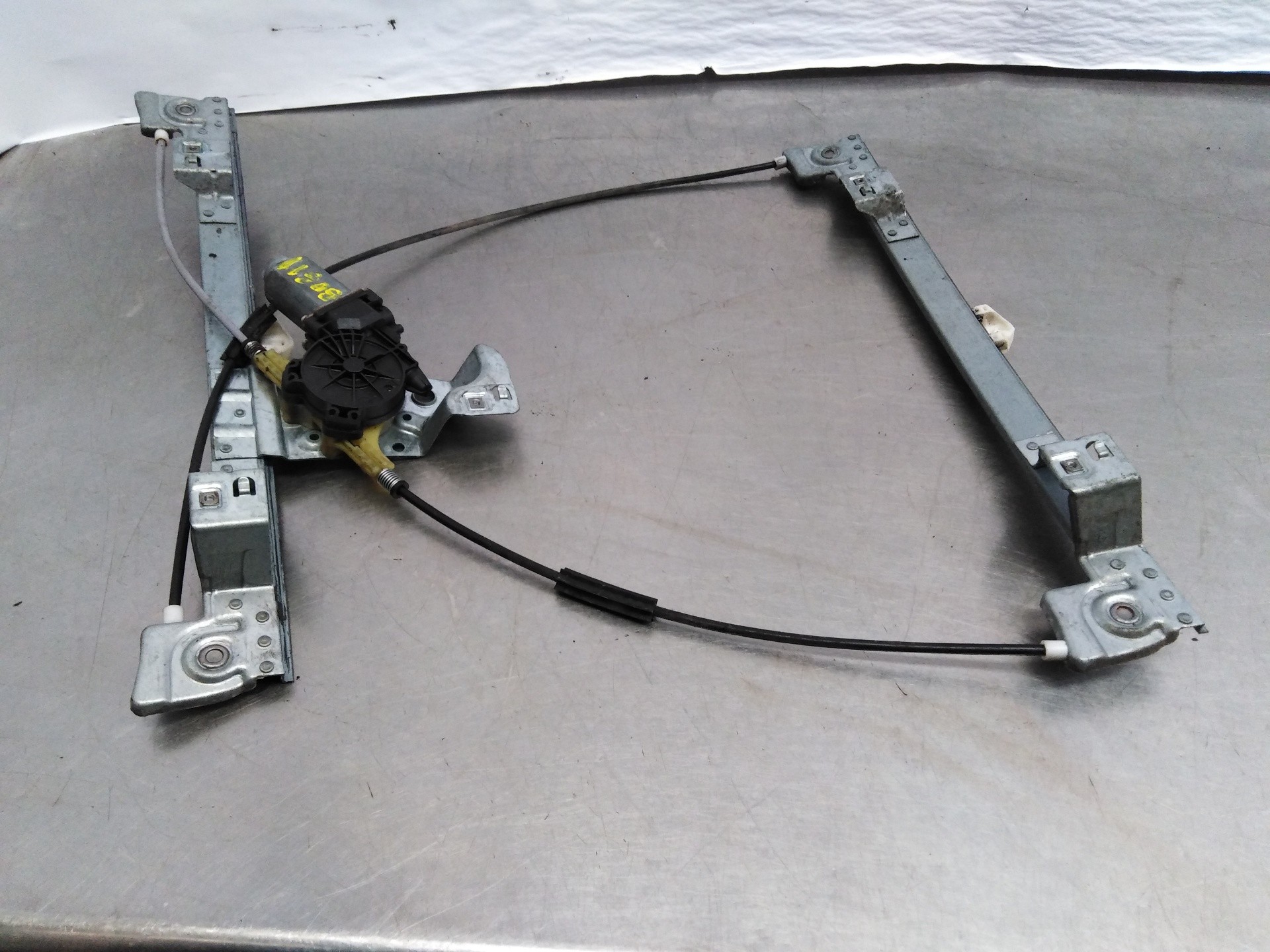 ELEVALUNAS DELANTERO IZQUIERDO RENAULT KANGOO 402087A 402087A