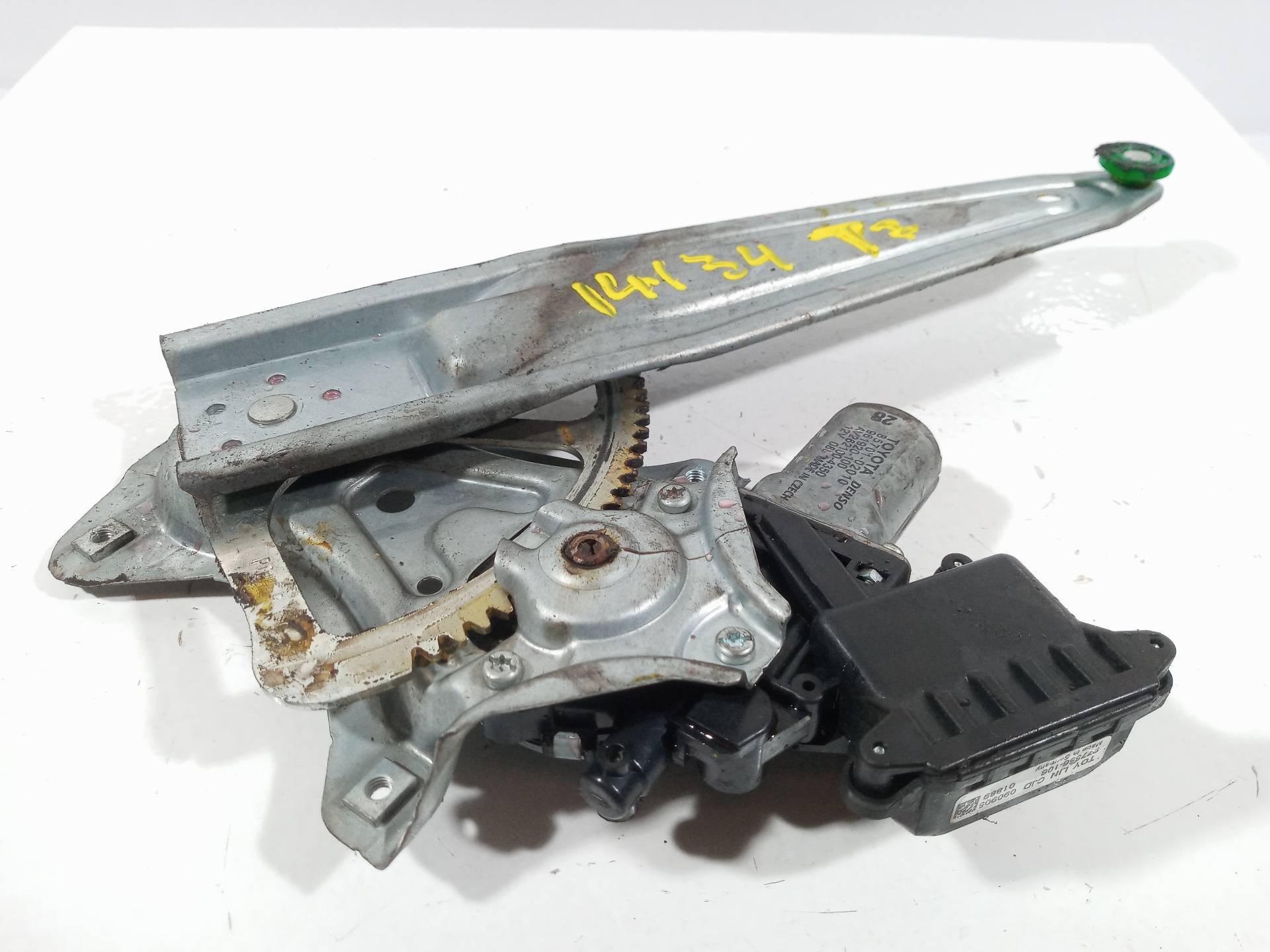 ELEVALUNAS TRASERO IZQUIERDO TOYOTA AVENSIS (T27) 8570102010 8570102010