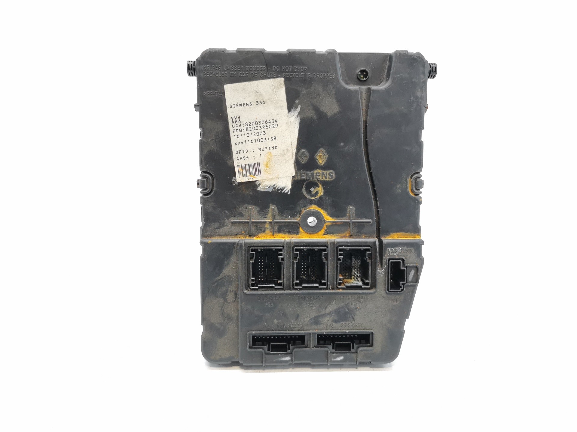 UCH RENAULT MEGANE II BERLINA 5P 8200306434 / 8200326029 / S118400220C 82003064348200326029S118400220C