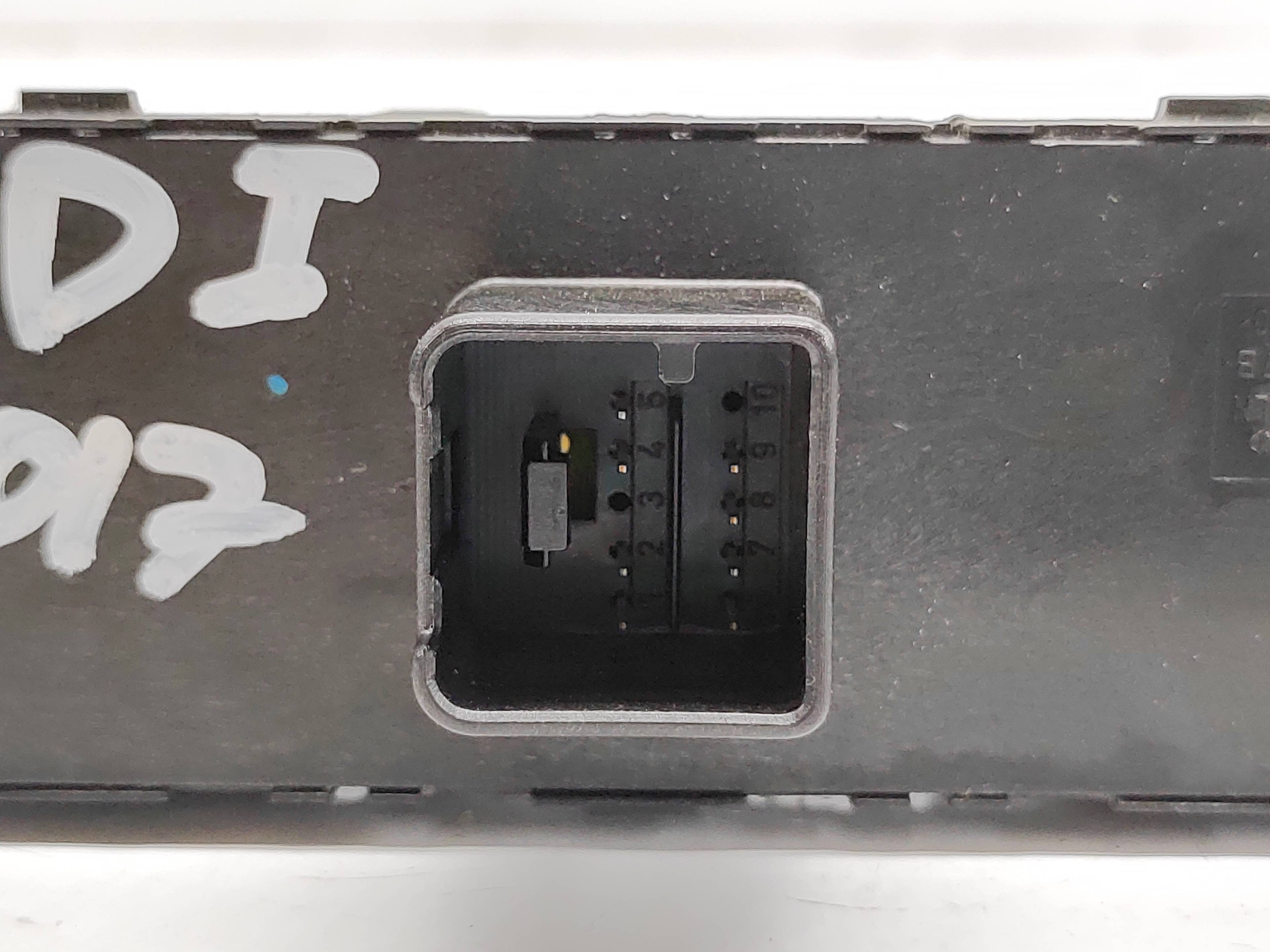 MANDO ELEVALUNAS DELANTERO IZQUIERDO VOLKSWAGEN PASSAT BERLINA (3C2) 1K4959857B 1K4959857B - Vista 3