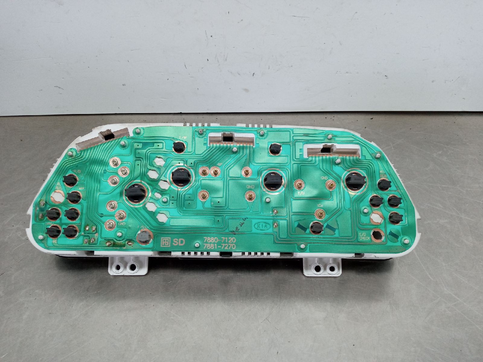 CUADRO INSTRUMENTOS KIA SEPHIA LL 0K2NC5543X / 20000623 / IBGVFW0240 0K2NC5543X20000623IBGVFW0240 - Vista 3