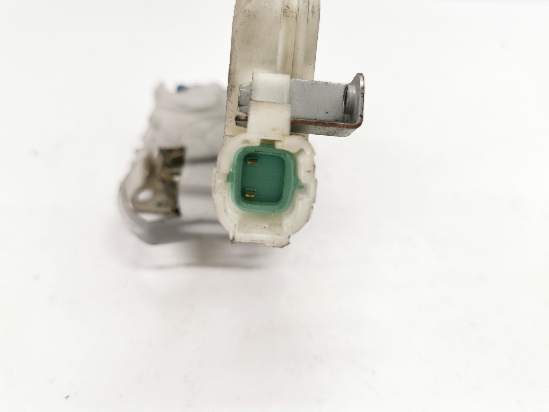 CERRADURA PUERTA DELANTERA DERECHA RENAULT MAXITY 80552AA20A / 89A910R 80552AA20A89A910R - Vista 3