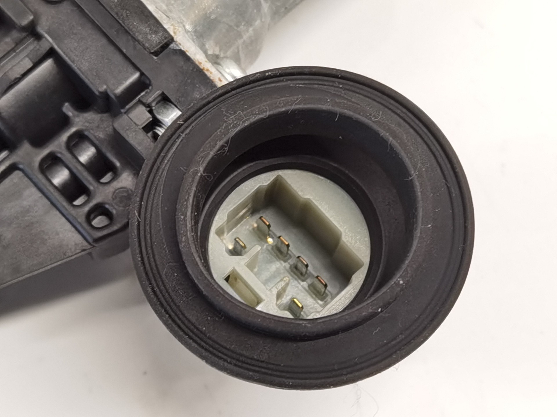 ELEVALUNAS TRASERO DERECHO TOYOTA AURIS 857200D120 857200D120 - Vista 3