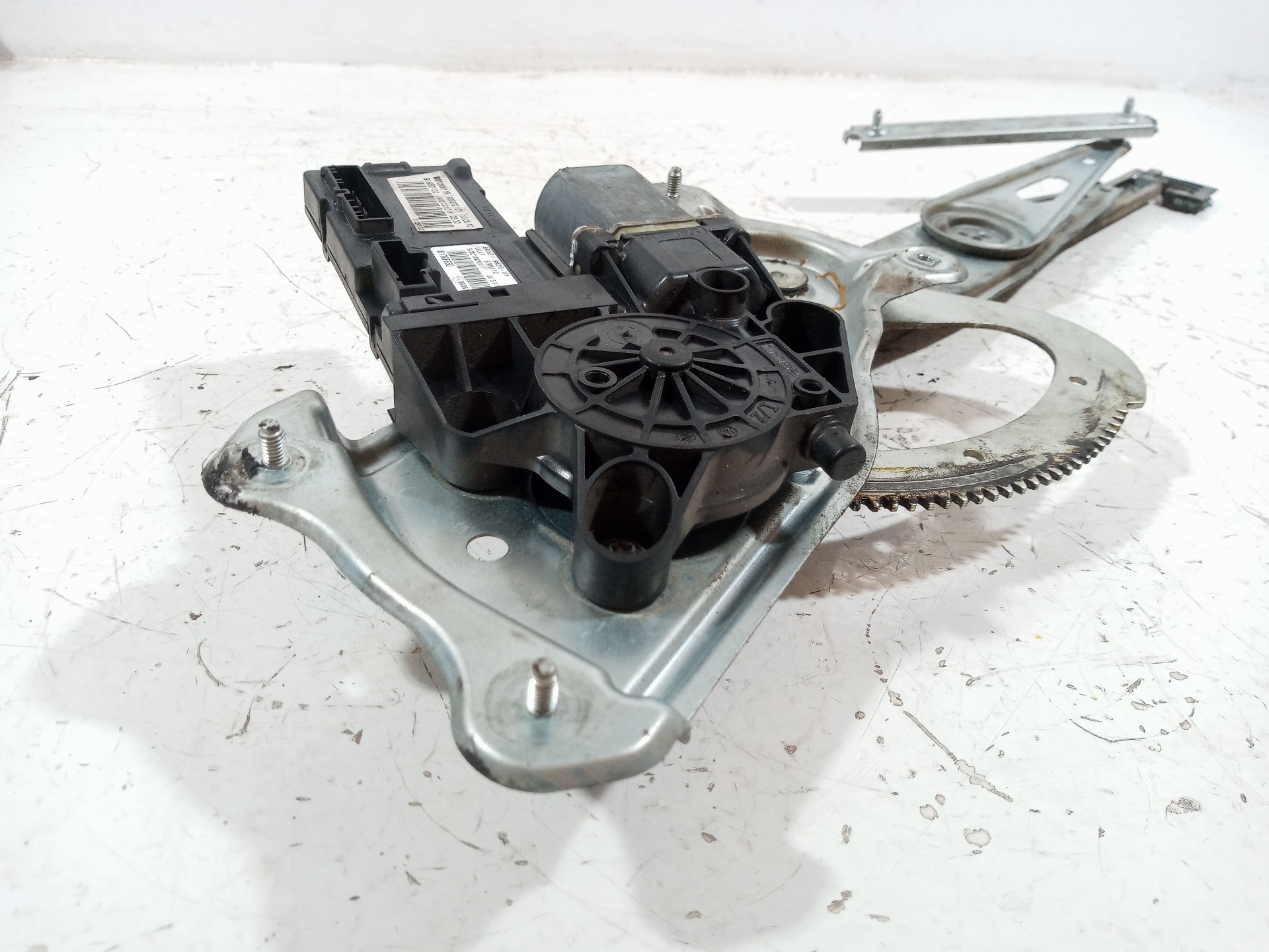 ELEVALUNAS DELANTERO IZQUIERDO RENAULT SCENIC III 966036102 966036102