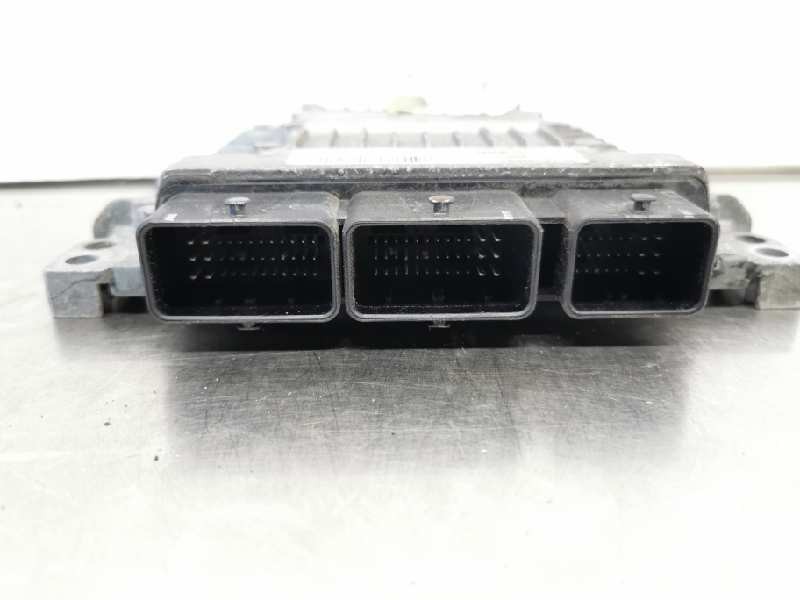 CENTRALITA MOTOR UCE RENAULT SCENIC II 8200804775 / S122326113A / 8200807626 8200804775S122326113A8200807626 - Vista 3