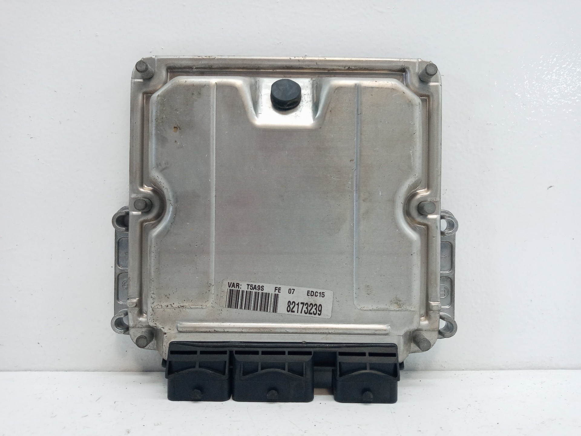 CENTRALITA MOTOR UCE PEUGEOT 307 (S1) 964466180 / EDC15C209 / 0281010779 964466180EDC15C2090281010779
