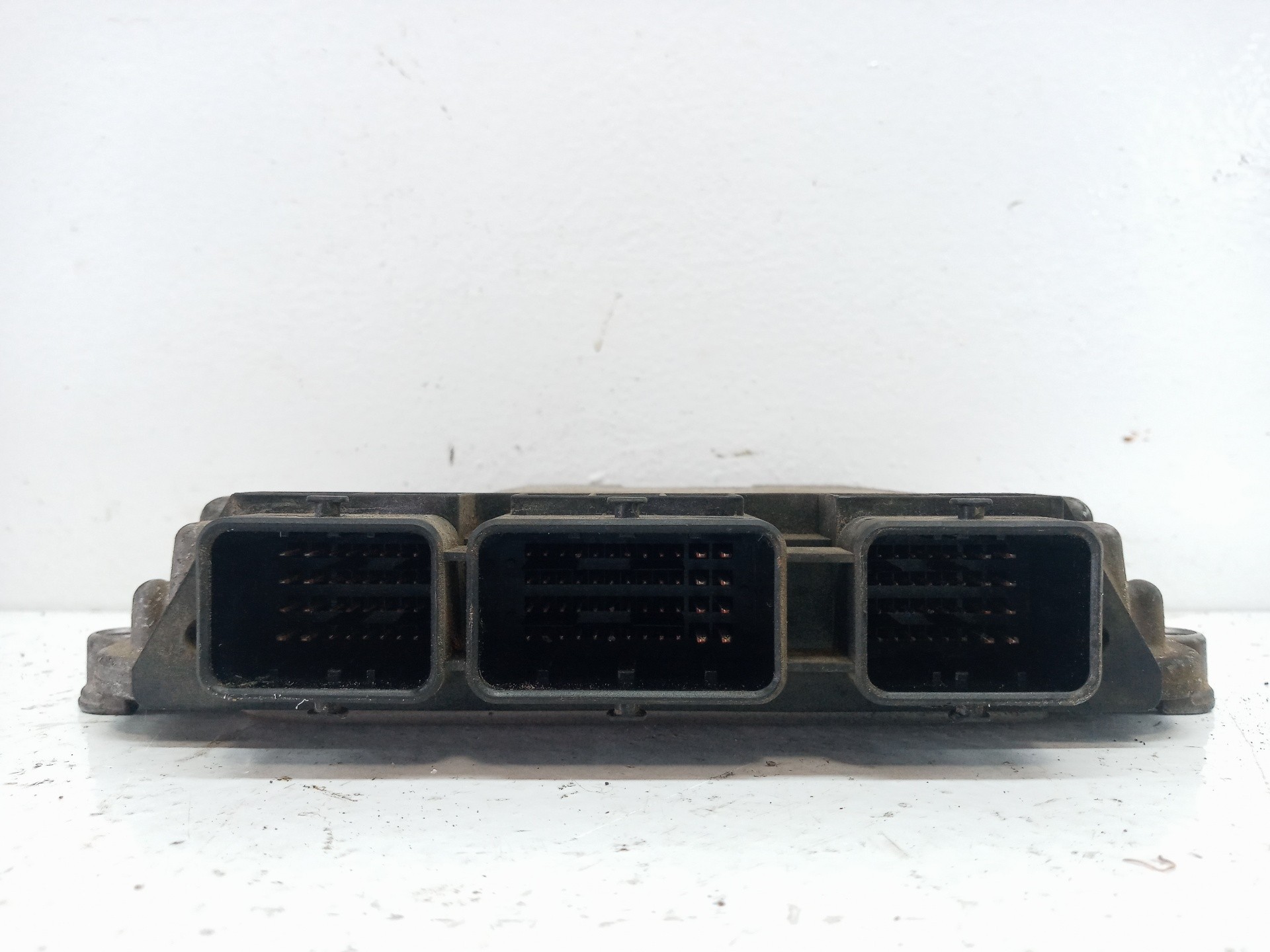 CENTRALITA MOTOR UCE RENAULT MEGANE II BERLINA 5P 0281011549810 / 8200310863 / 8200370779 028101154981082003108638200370779 - Vista 2