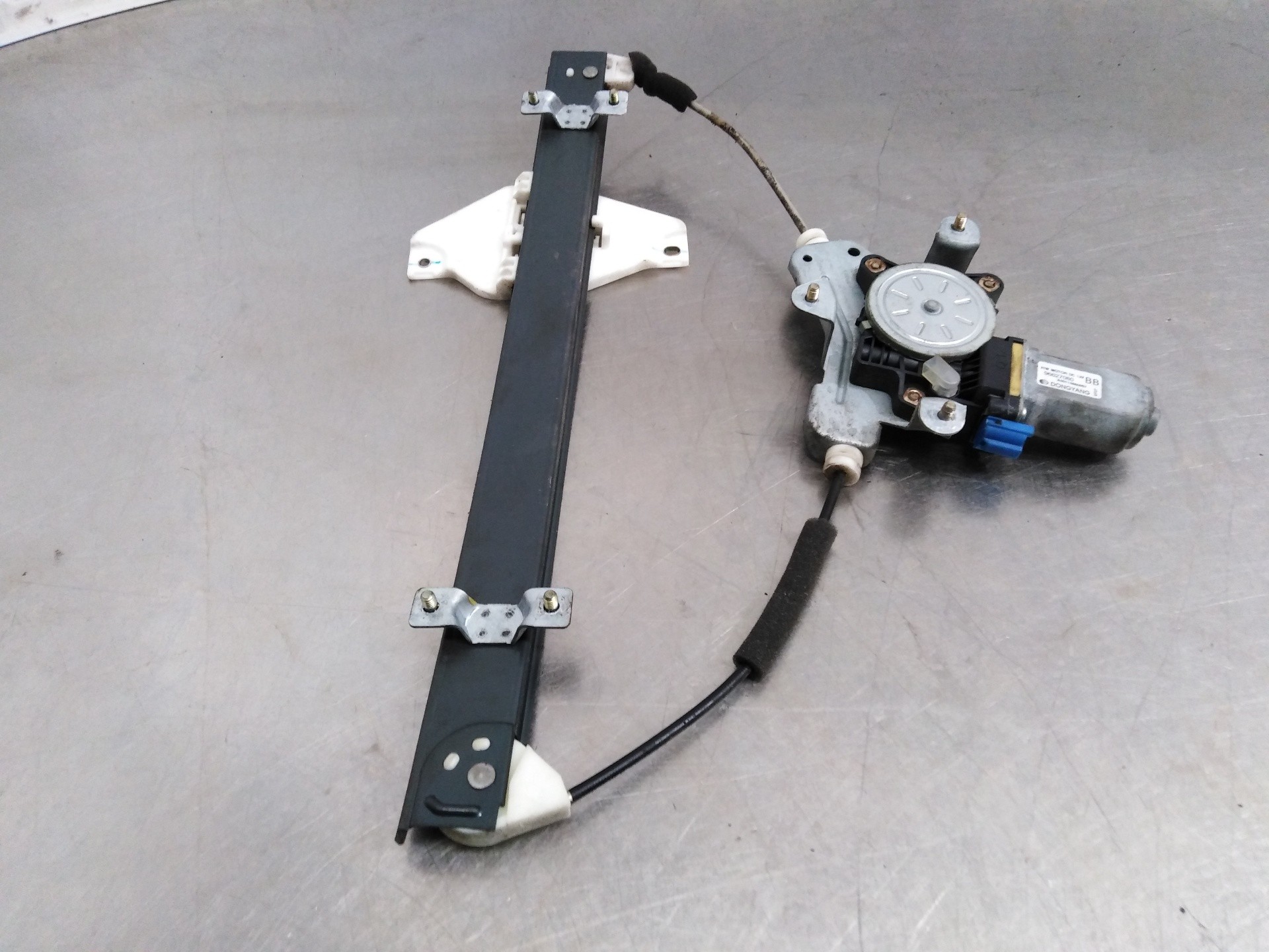 ELEVALUNAS DELANTERO DERECHO CHEVROLET EPICA 96627080 96627080