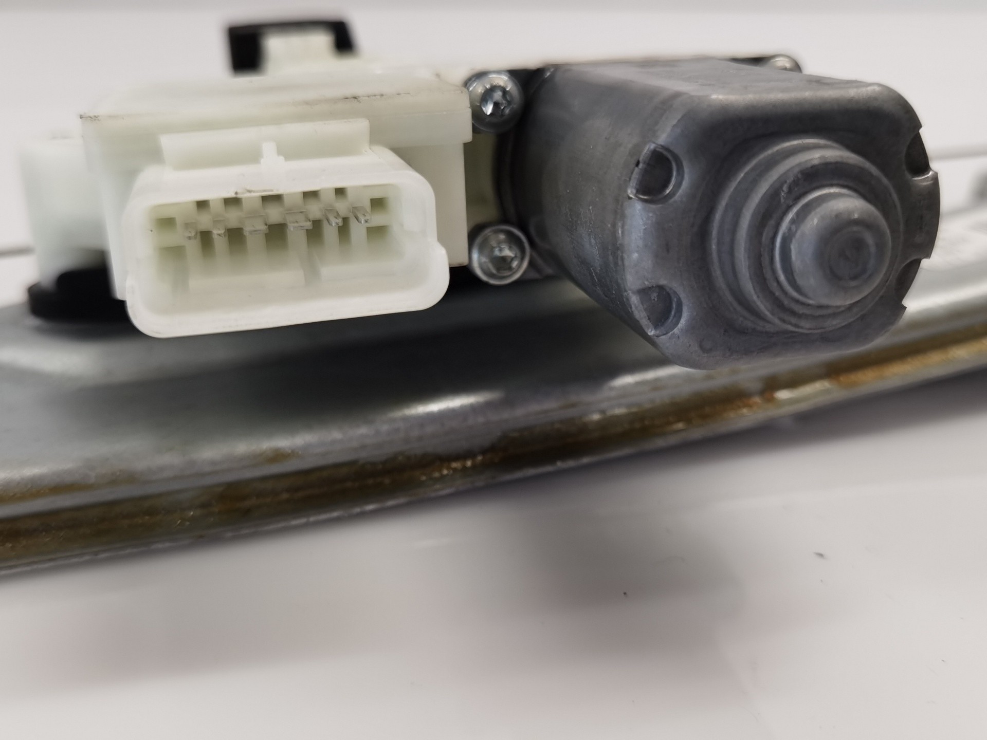ELEVALUNAS DELANTERO DERECHO NISSAN QASHQAI (J11) 80700HV00C / C88538302 80700HV00CC88538302 - Vista 2