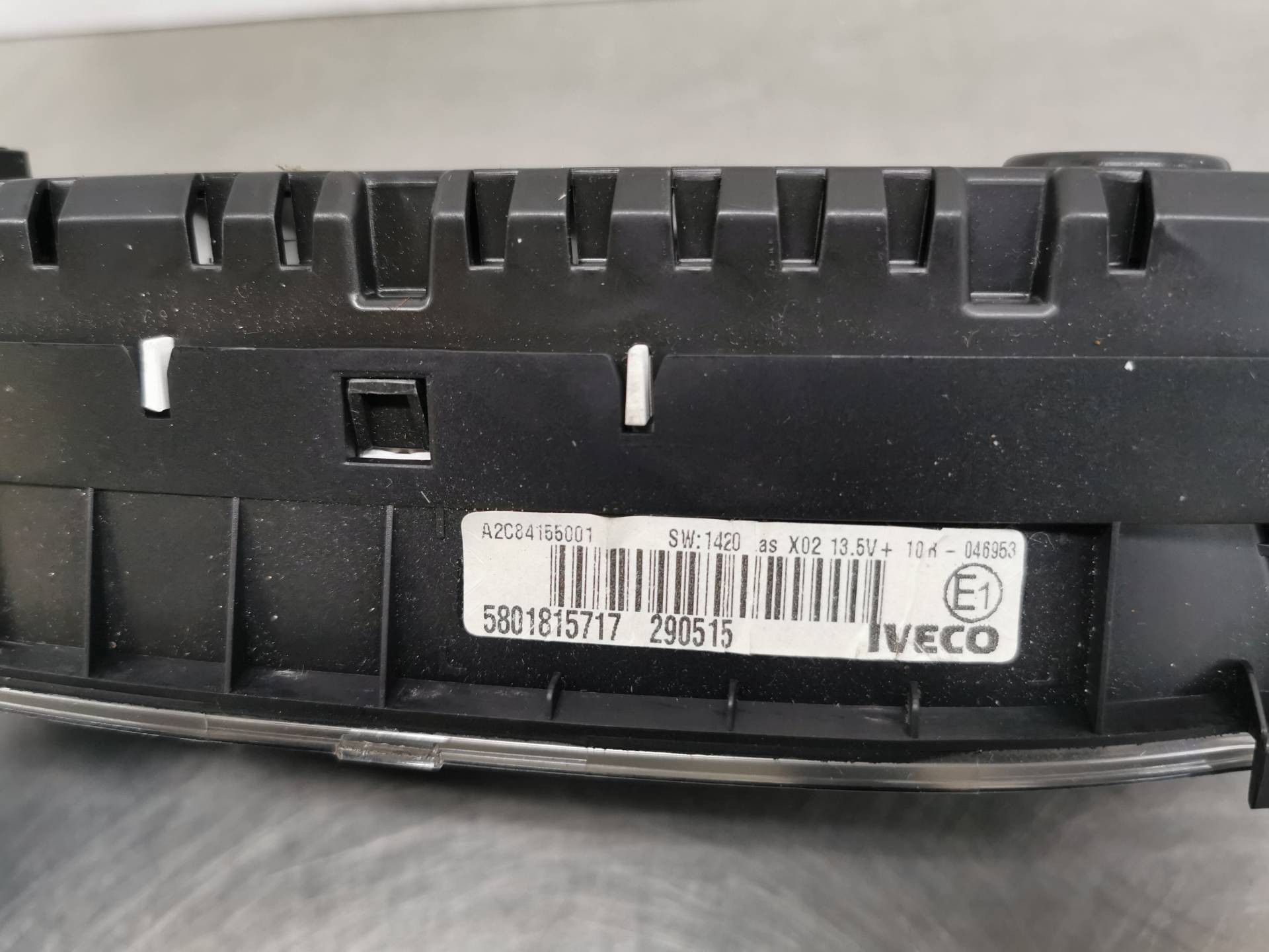 CUADRO INSTRUMENTOS IVECO DAILY FURGÓN 5801815717 / A2C84155001 5801815717A2C84155001 - Vista 2