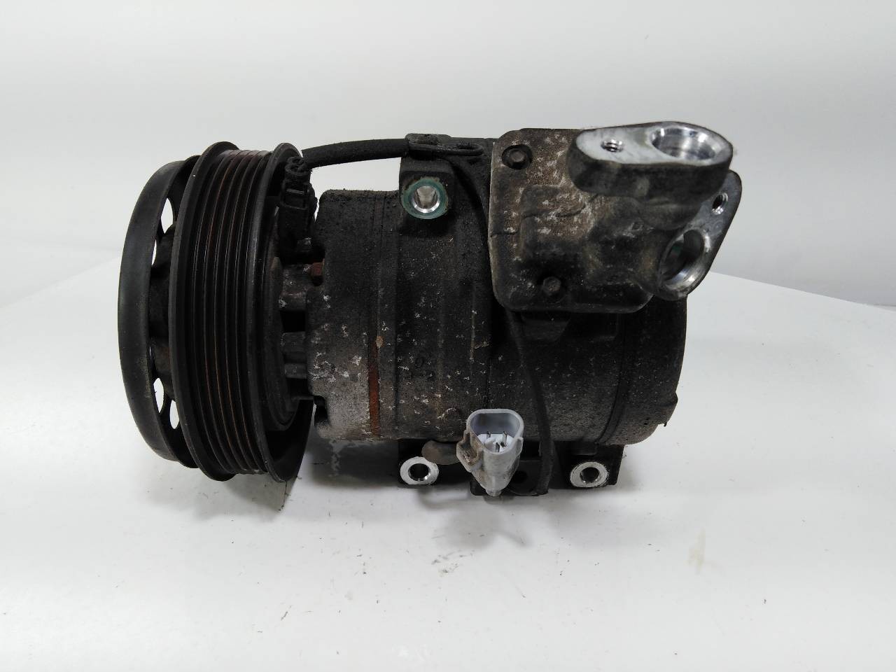 COMPRESOR AIRE ACONDICIONADO TOYOTA RAV 4 (A2) 4472203953 / HFC134A 4472203953HFC134A - Vista 3