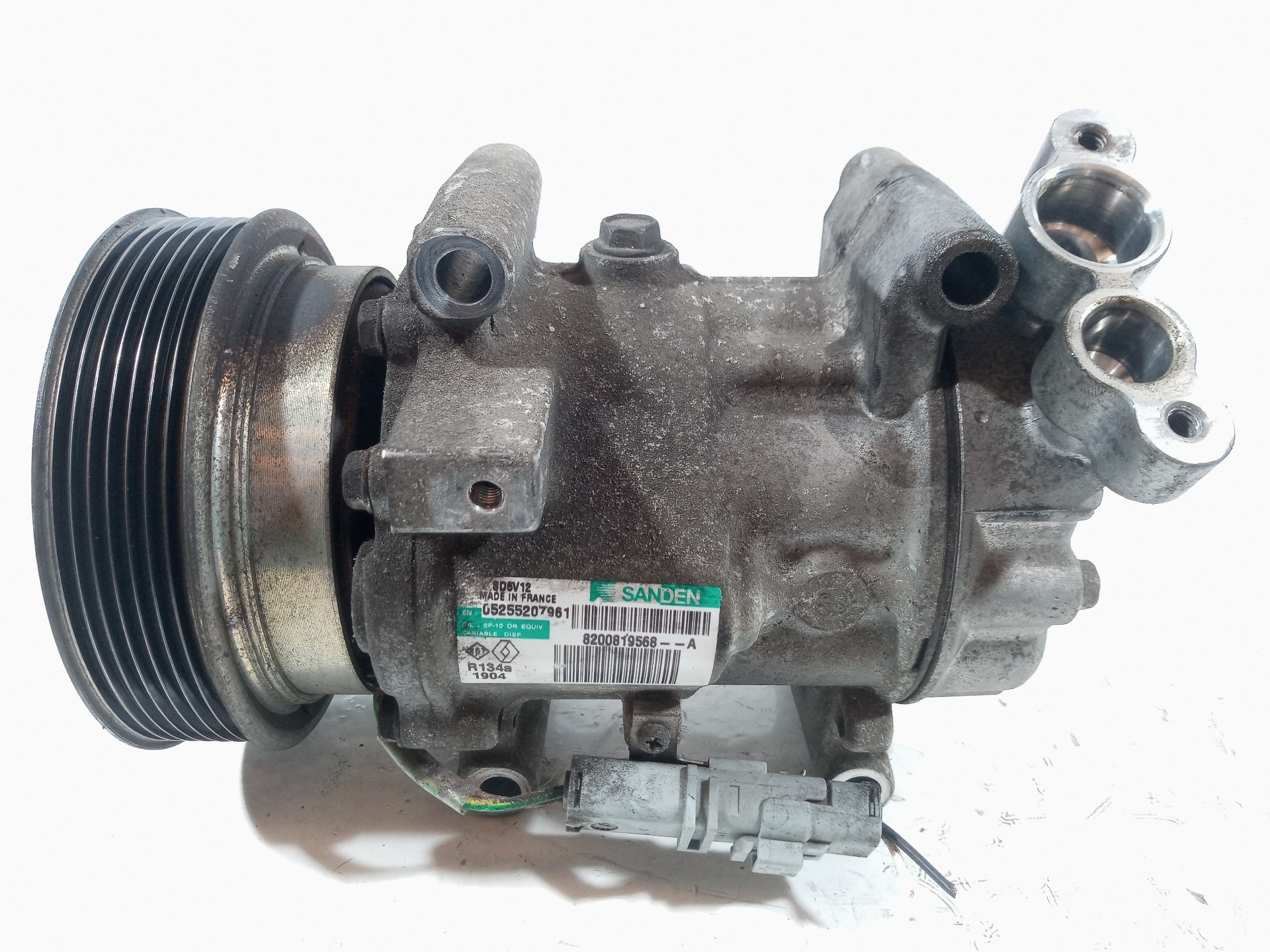COMPRESOR AIRE ACONDICIONADO RENAULT TWINGO 8200819568A 8200819568A - Vista 2