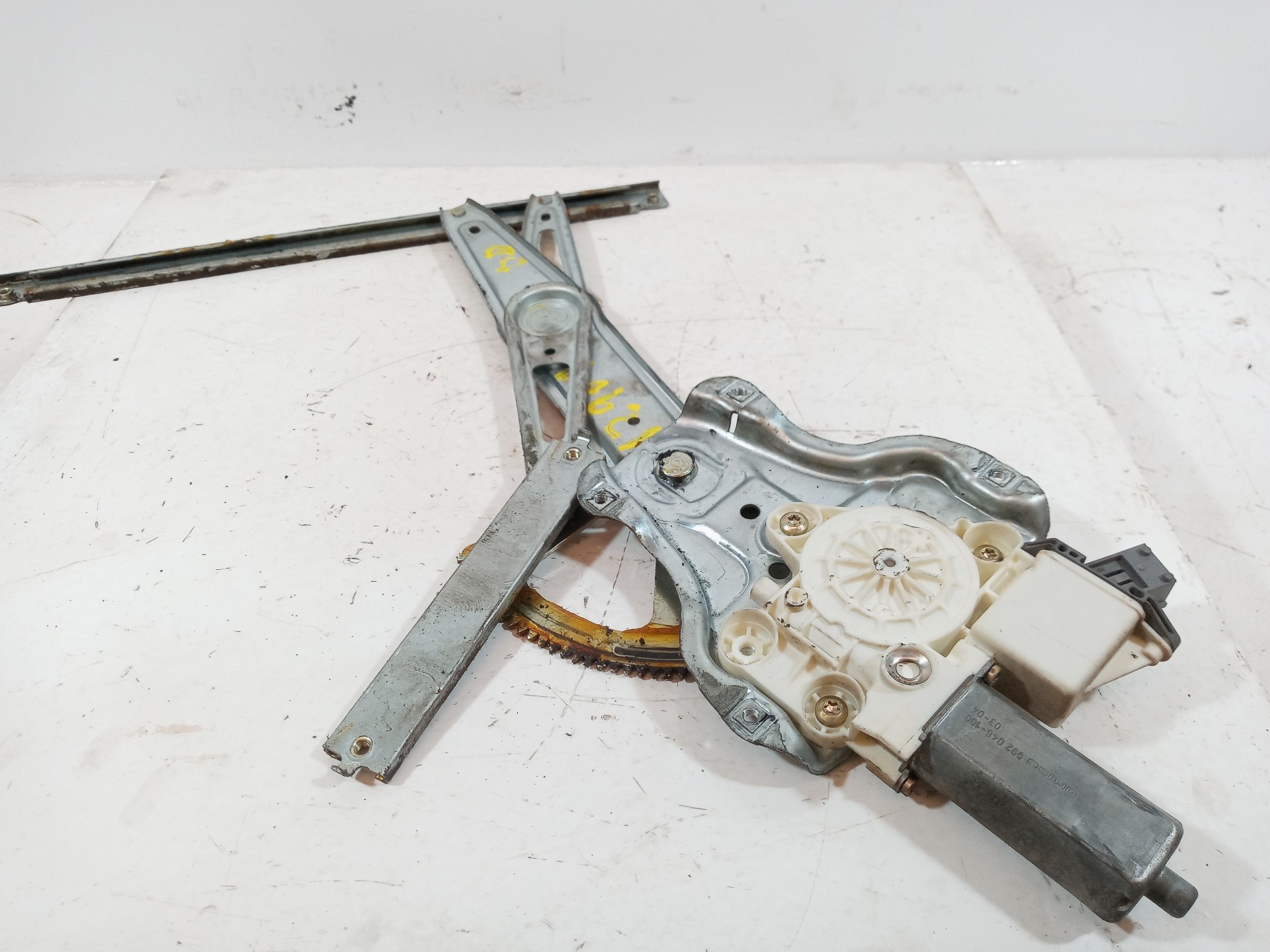 ELEVALUNAS DELANTERO DERECHO TOYOTA AVENSIS BERLINA (T25) 6981005050 6981005050