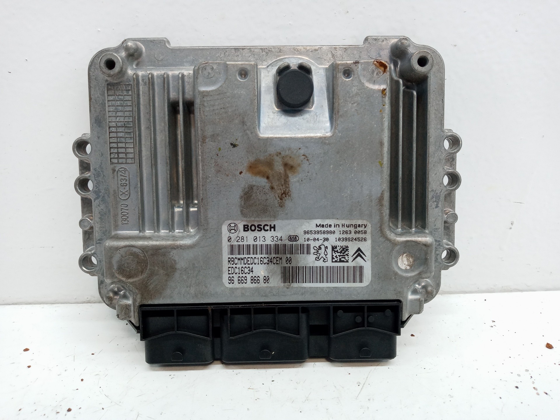 CENTRALITA MOTOR UCE CITROËN C4 GRAND PICASSO 9666986680 / EDC16C34 / 0281013334 9666986680EDC16C340281013334