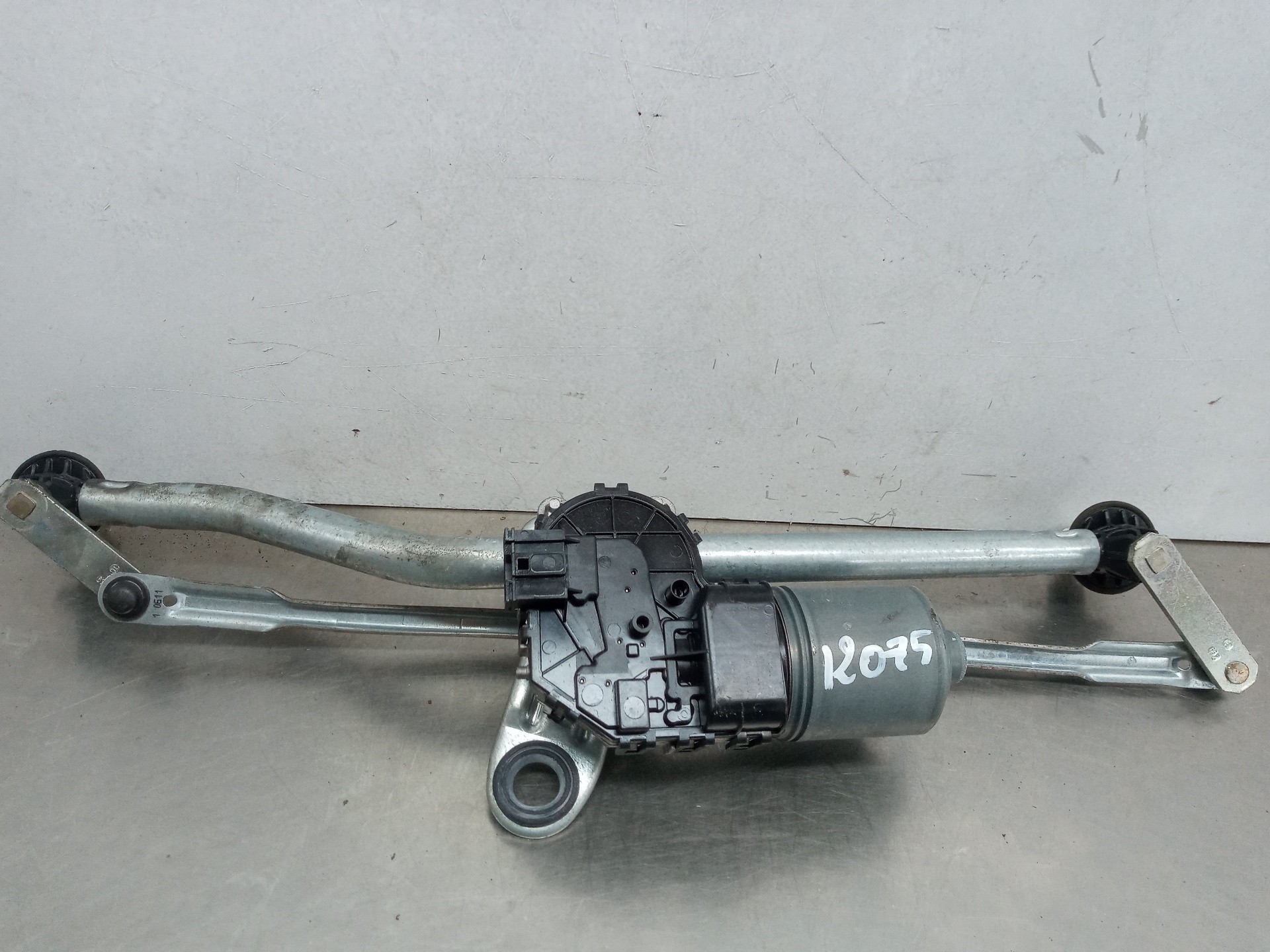 MOTOR LIMPIA DELANTERO BMW SERIE 3 COMPACT (E46) 67636914577 / 0390241712 676369145770390241712 - Vista 2