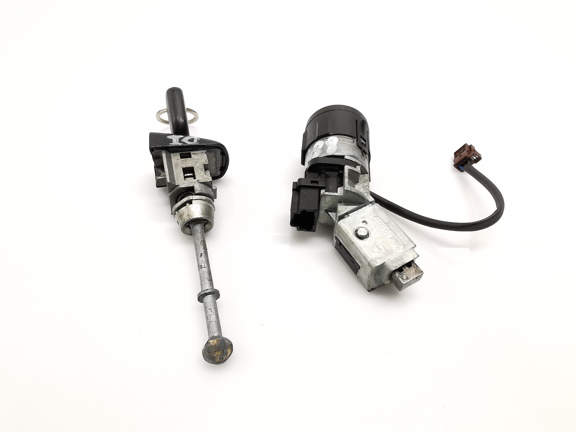 ANTIRROBO PEUGEOT 5008 9663123380 / 59395J01 / 36410600 966312338059395J0136410600 - Vista 2