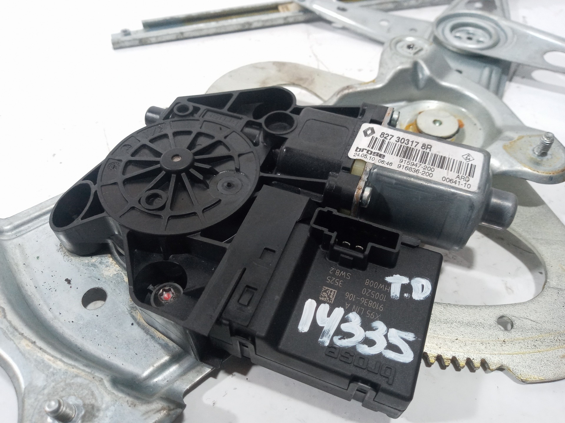 ELEVALUNAS TRASERO DERECHO RENAULT SCENIC III 827303178R 827303178R - Vista 2