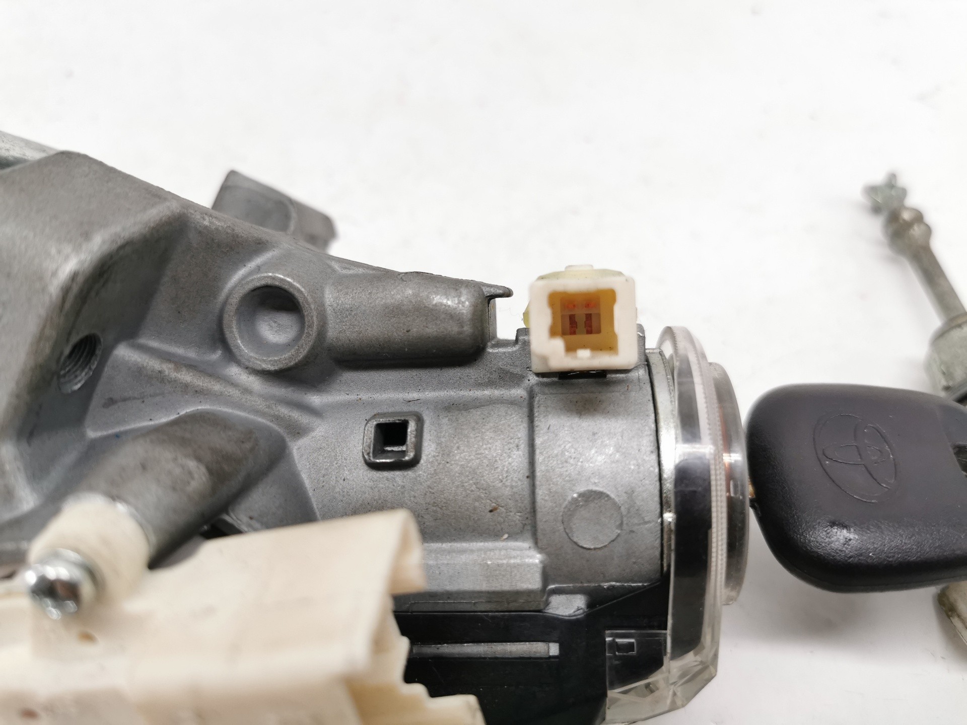 ANTIRROBO TOYOTA AURIS 897830F010 897830F010 - Vista 3