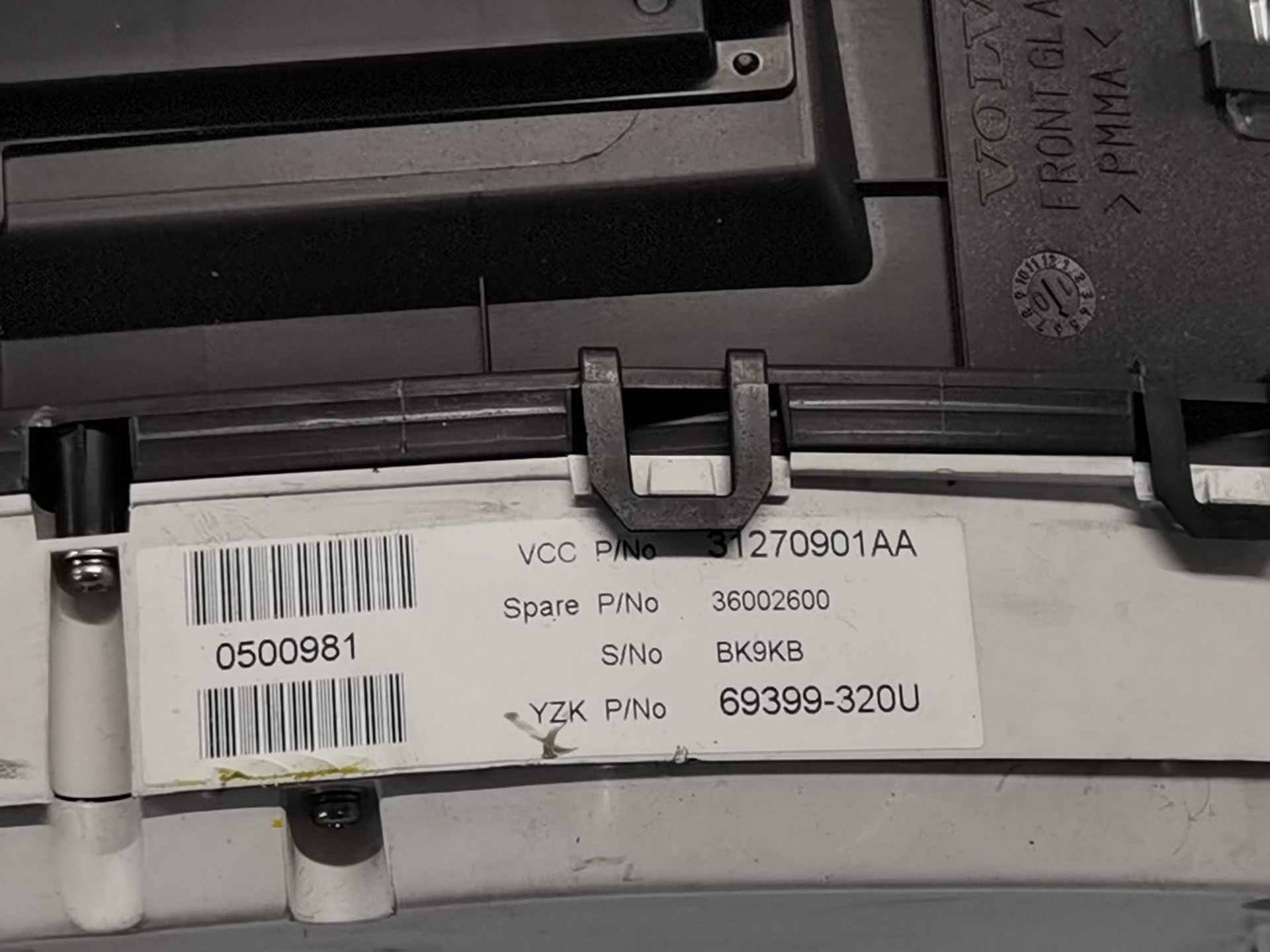 CUADRO INSTRUMENTOS VOLVO XC60 31270901AA / 69399320U / 36002600 31270901AA69399320U36002600 - Vista 2