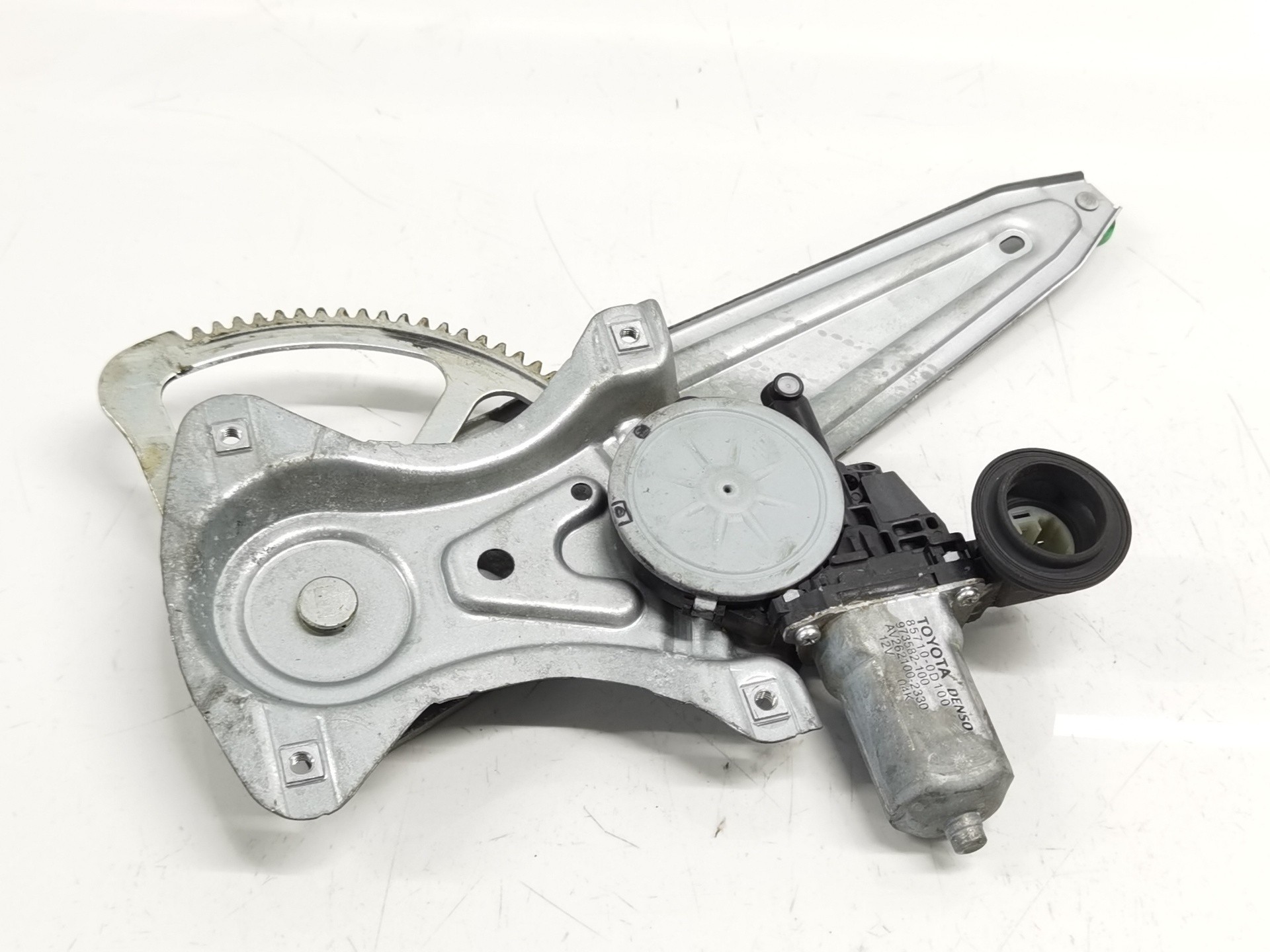 ELEVALUNAS TRASERO IZQUIERDO TOYOTA AURIS 857100D100 / AV2621002330 / 973582100 857100D100AV2621002330973582100 - Vista 3