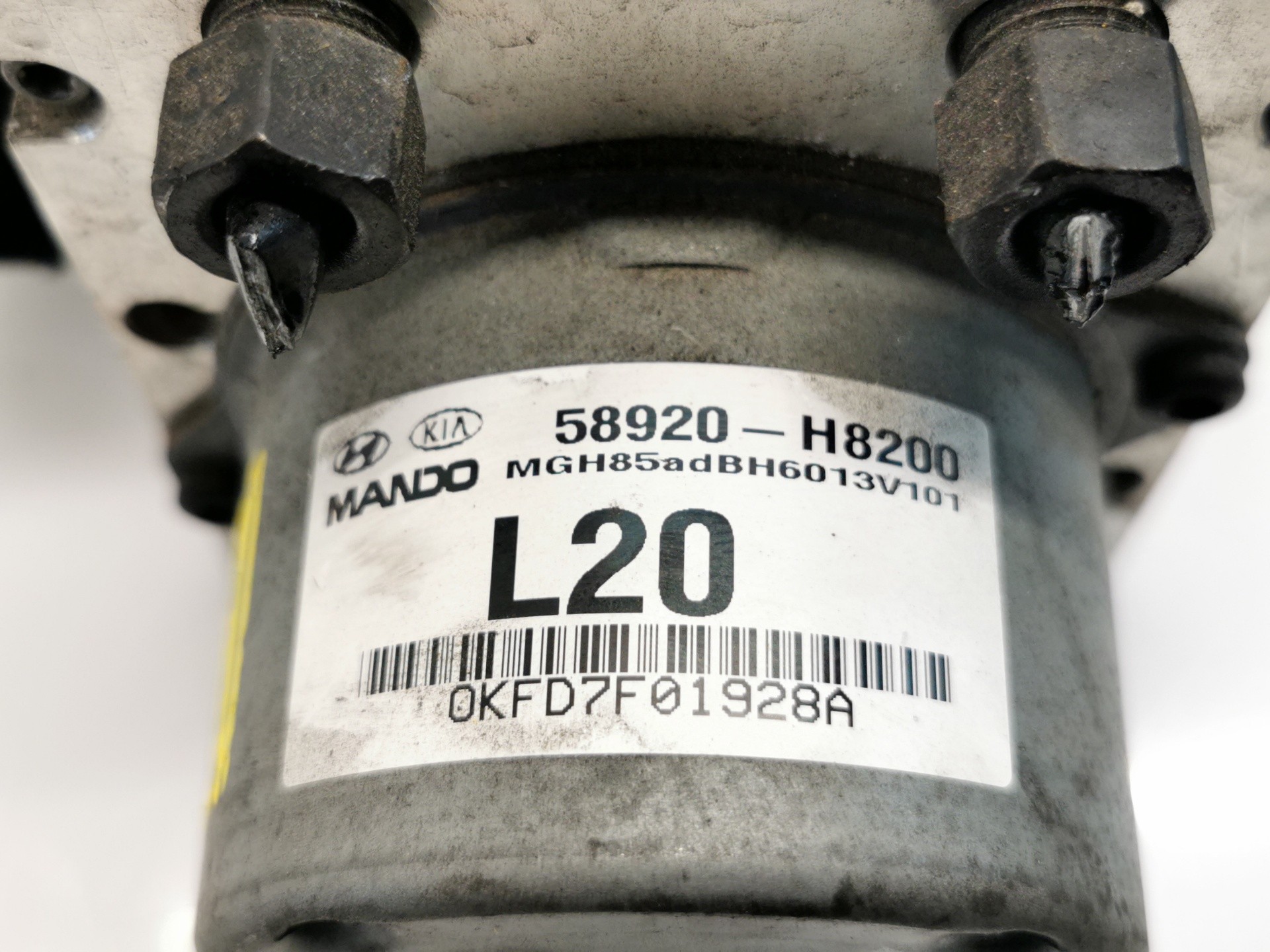 ABS KIA RIO (YB) 58920H8200 / BE6003V102 / A1002211AII 58920H8200BE6003V102A1002211AII - Vista 3