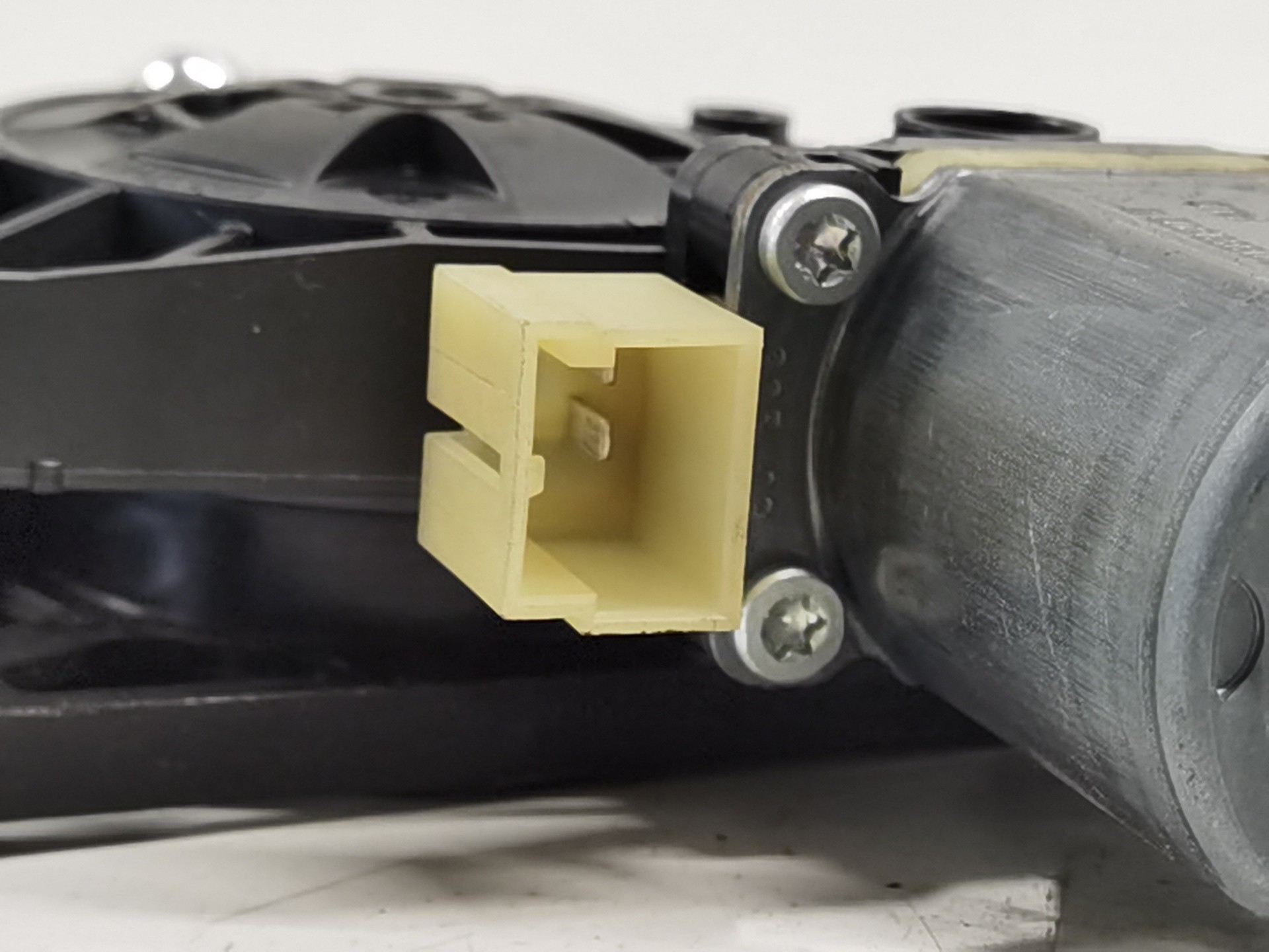 ELEVALUNAS DELANTERO DERECHO SKODA OCTAVIA LIM. (5E3) 0130822716 / S850202100 0130822716S850202100 - Vista 2