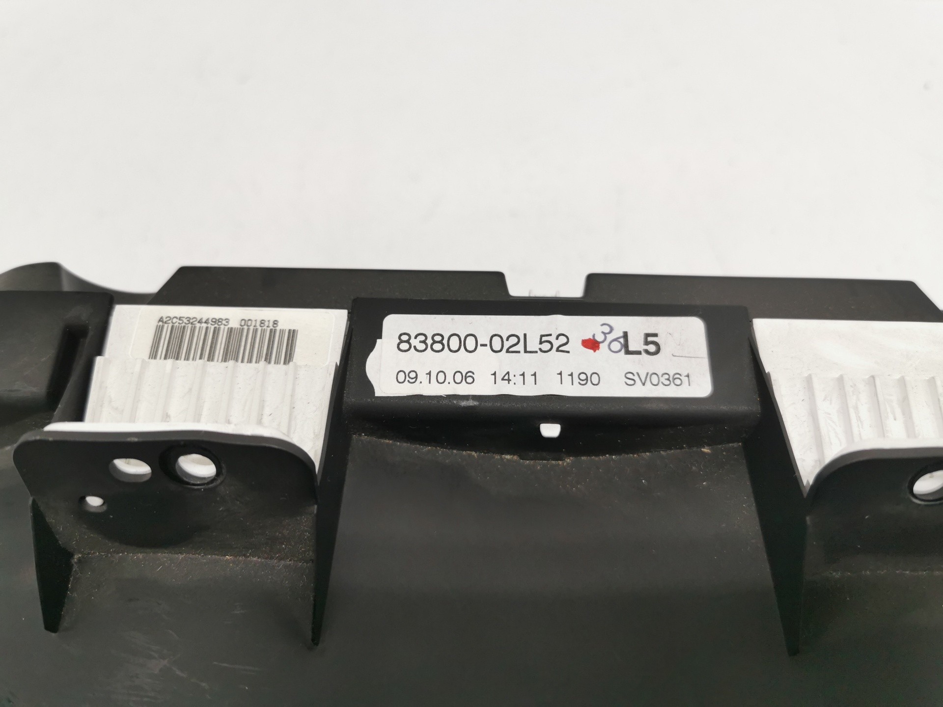 CUADRO INSTRUMENTOS TOYOTA AURIS 8380002L52 8380002L52 - Vista 2