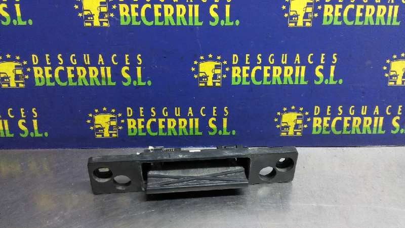 MANETA EXTERIOR PORTÓN KIA CARNIVAL II 0K55262410B 0K55262410B
