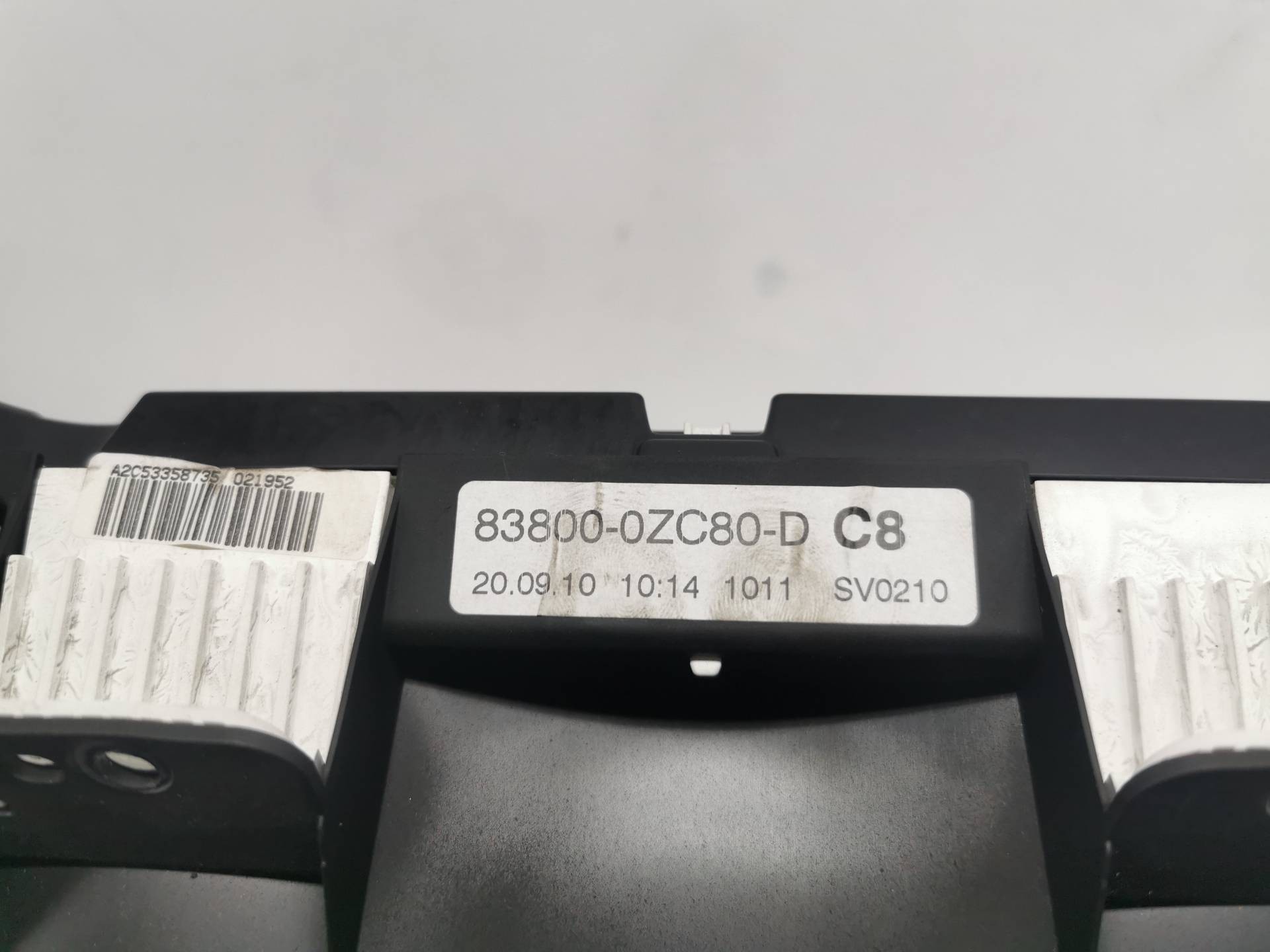 CUADRO INSTRUMENTOS TOYOTA AURIS 838000ZC80D 838000ZC80D - Vista 2