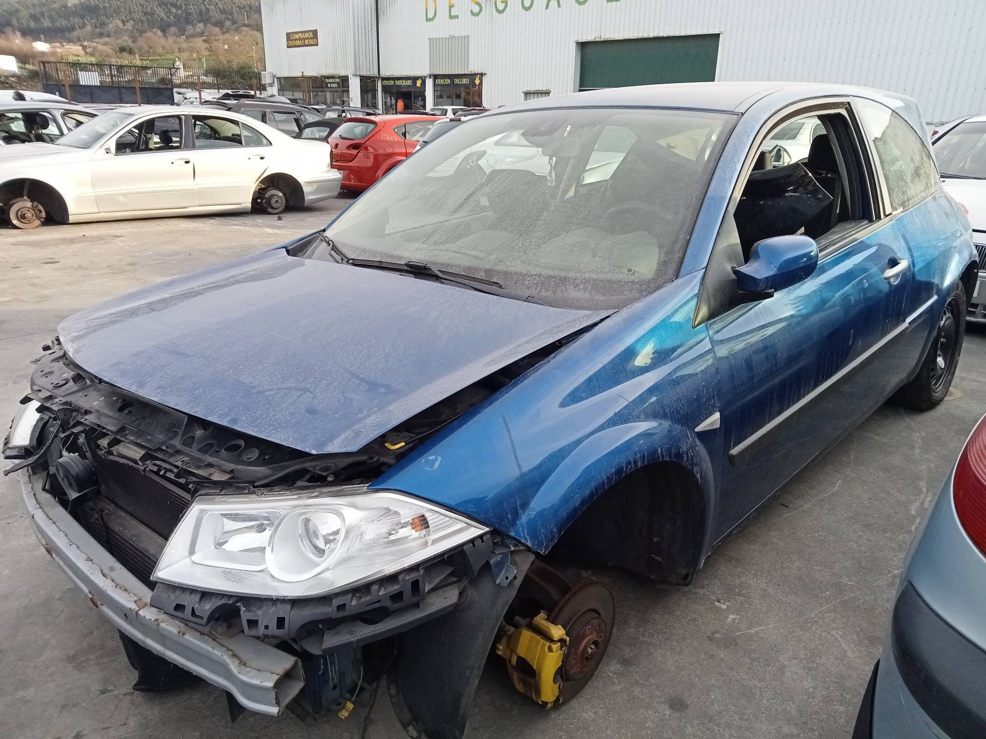 Foto 5 di 9