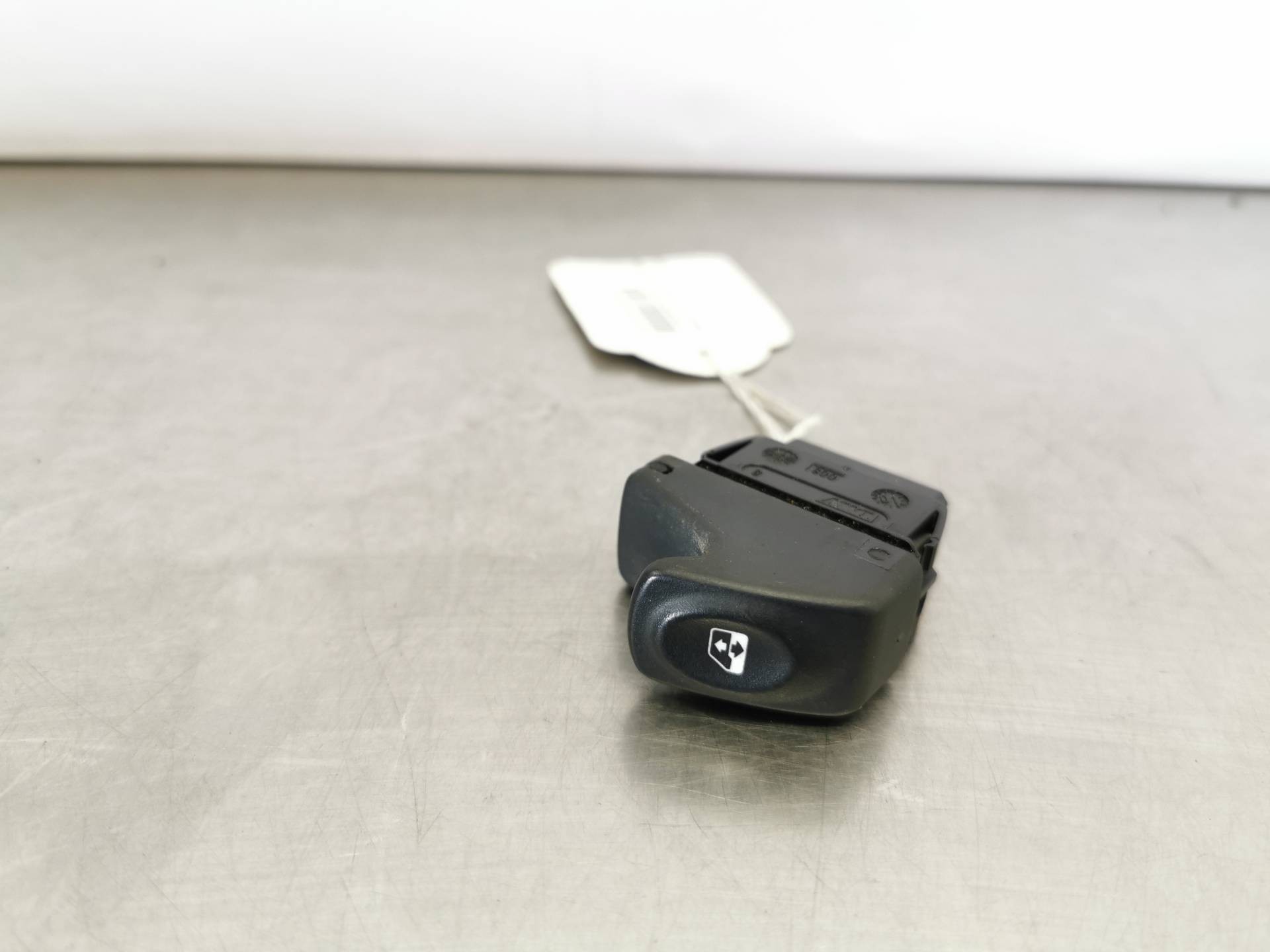 MANDO ELEVALUNAS DELANTERO DERECHO RENAULT MEGANE I FASE 2 BERLINA (BA0) 7700429998 7700429998