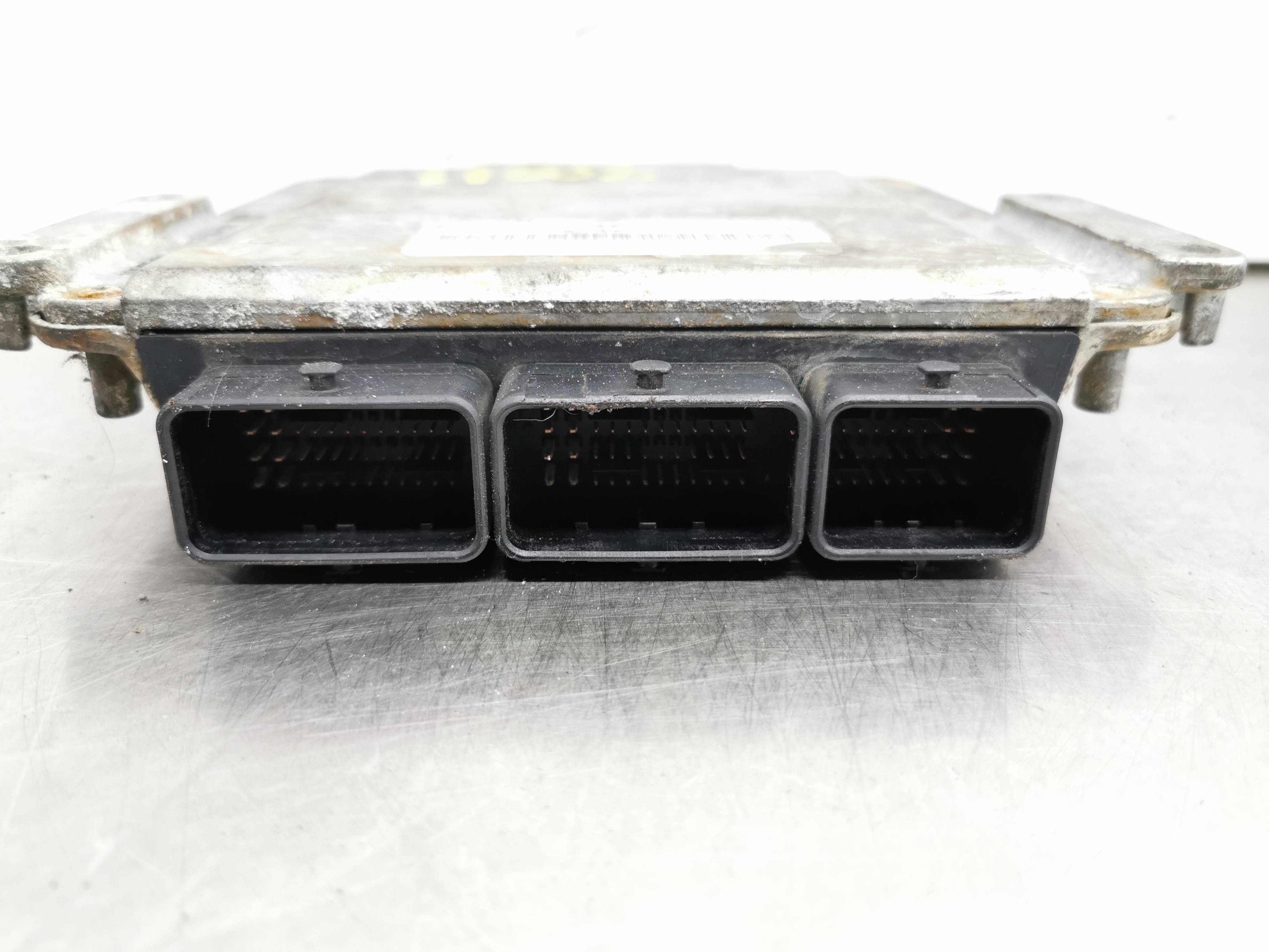 CENTRALITA MOTOR UCE RENAULT LAGUNA II (BG0) 8200163528 / 8200095416 / 0281011101 820016352882000954160281011101 - Vista 3