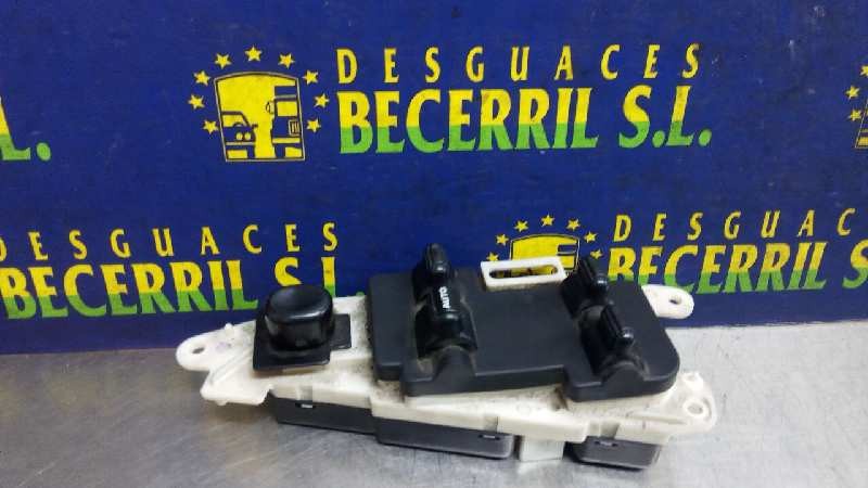 MANDO ELEVALUNAS DELANTERO IZQUIERDO CHRYSLER STRATUS BERLINA (JA) 39754D 39754D - Vista 2
