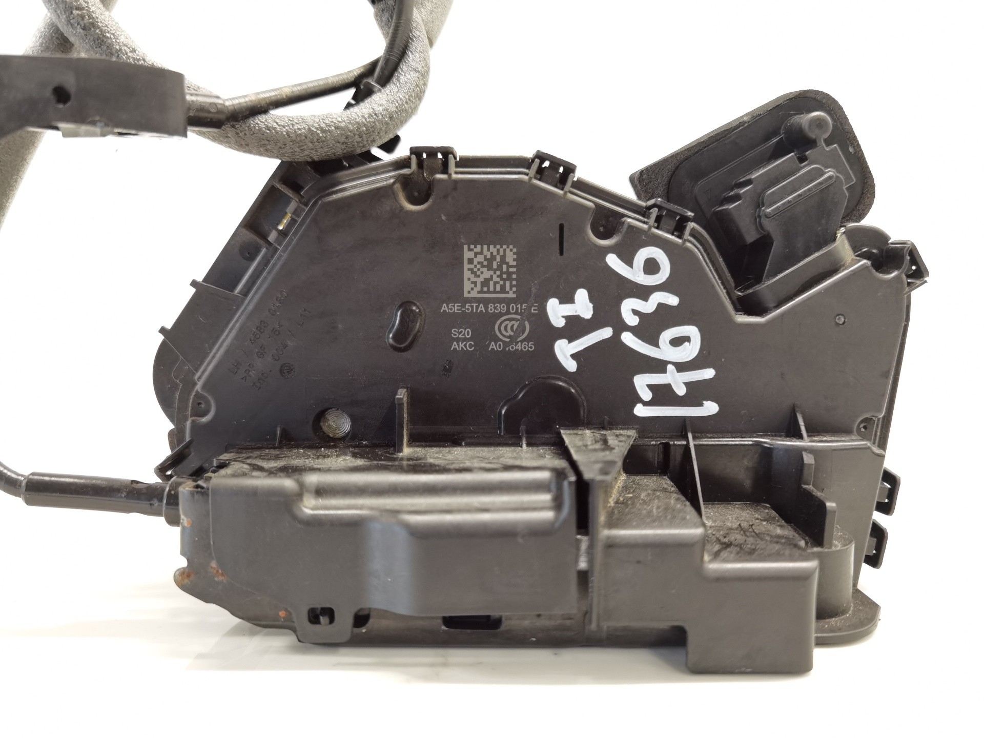 CERRADURA PUERTA TRASERA IZQUIERDA VOLKSWAGEN GOLF VII (5G1, BQ1, BE1, BE2) A5E5TA839015E A5E5TA839015E - Vista 2