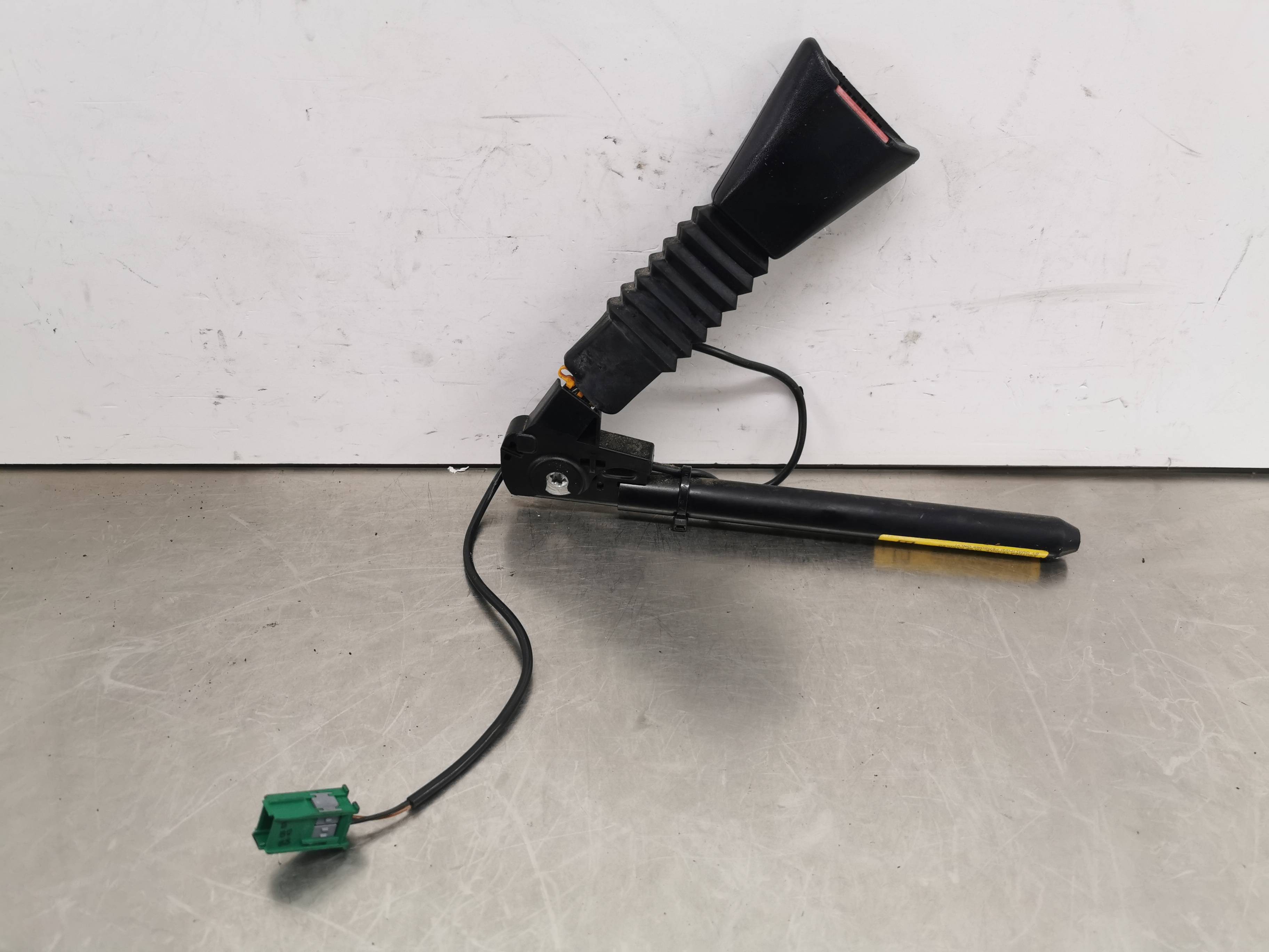 ENGANCHE CINTURÓN DELANTERO IZQUIERDO OPEL ZAFIRA A 24469053 24469053