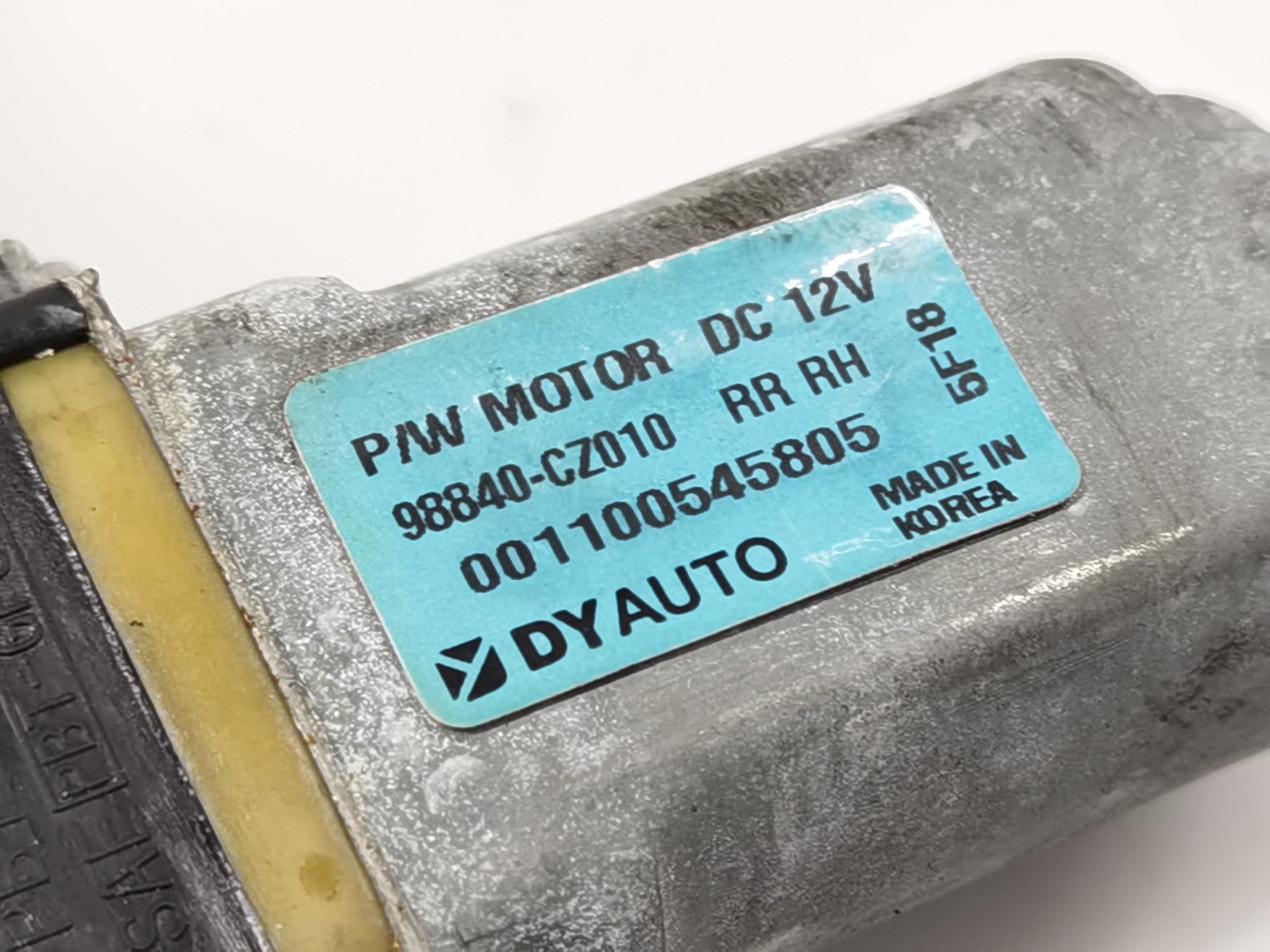 ELEVALUNAS DELANTERO DERECHO SSANGYONG KORANDO 98840CZ010 98840CZ010 - Vista 3