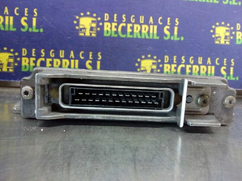 CENTRALITA MOTOR UCE RENAULT CLIO II FASE I (B/CBO) HOM7700104956 / R04080009F / 7700111205 HOM7700104956R04080009F7700111205 - Vista 3