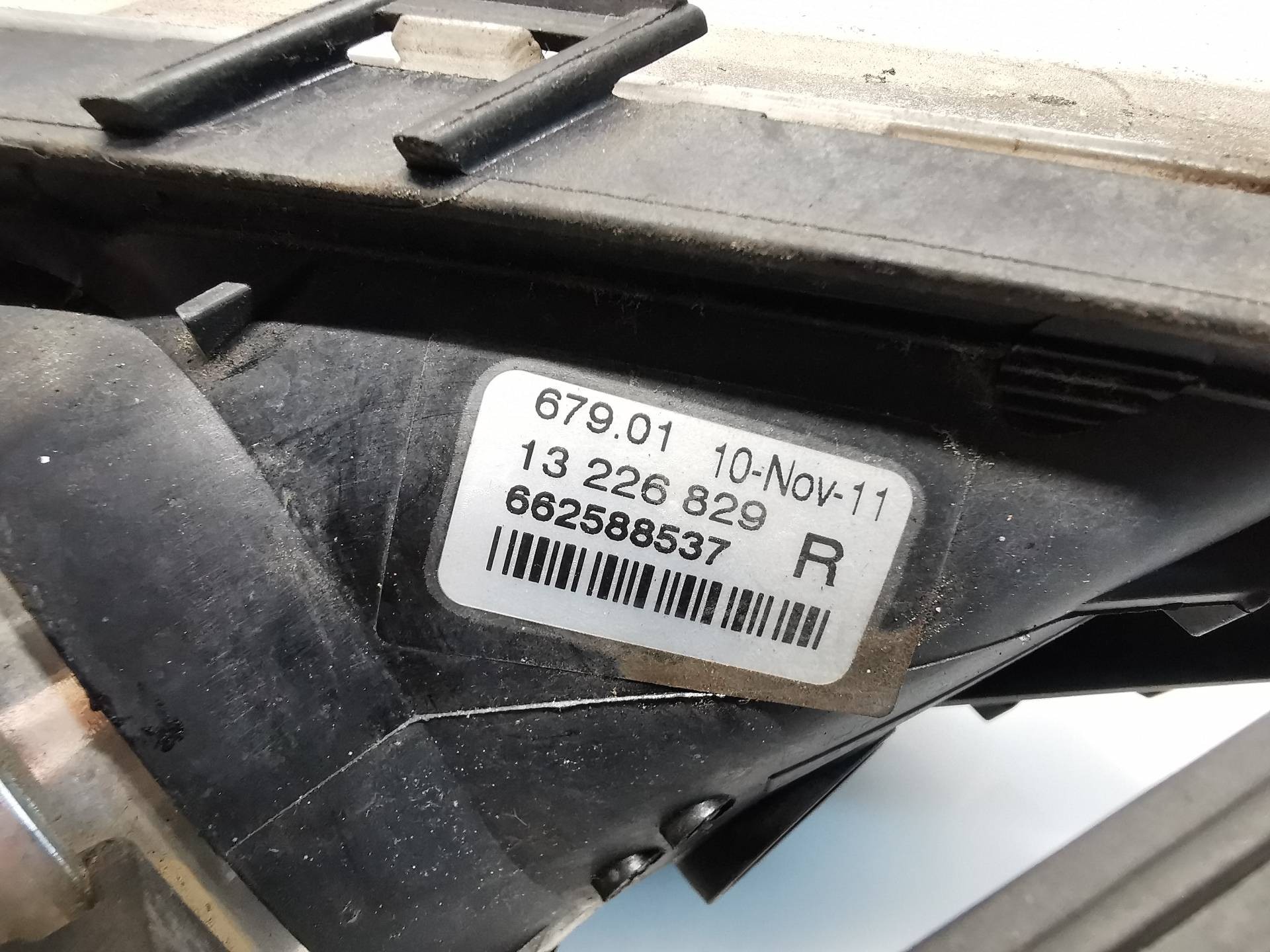 FARO ANTINIEBLA DERECHO OPEL INSIGNIA BERLINA 662588537 662588537 - Vista 2