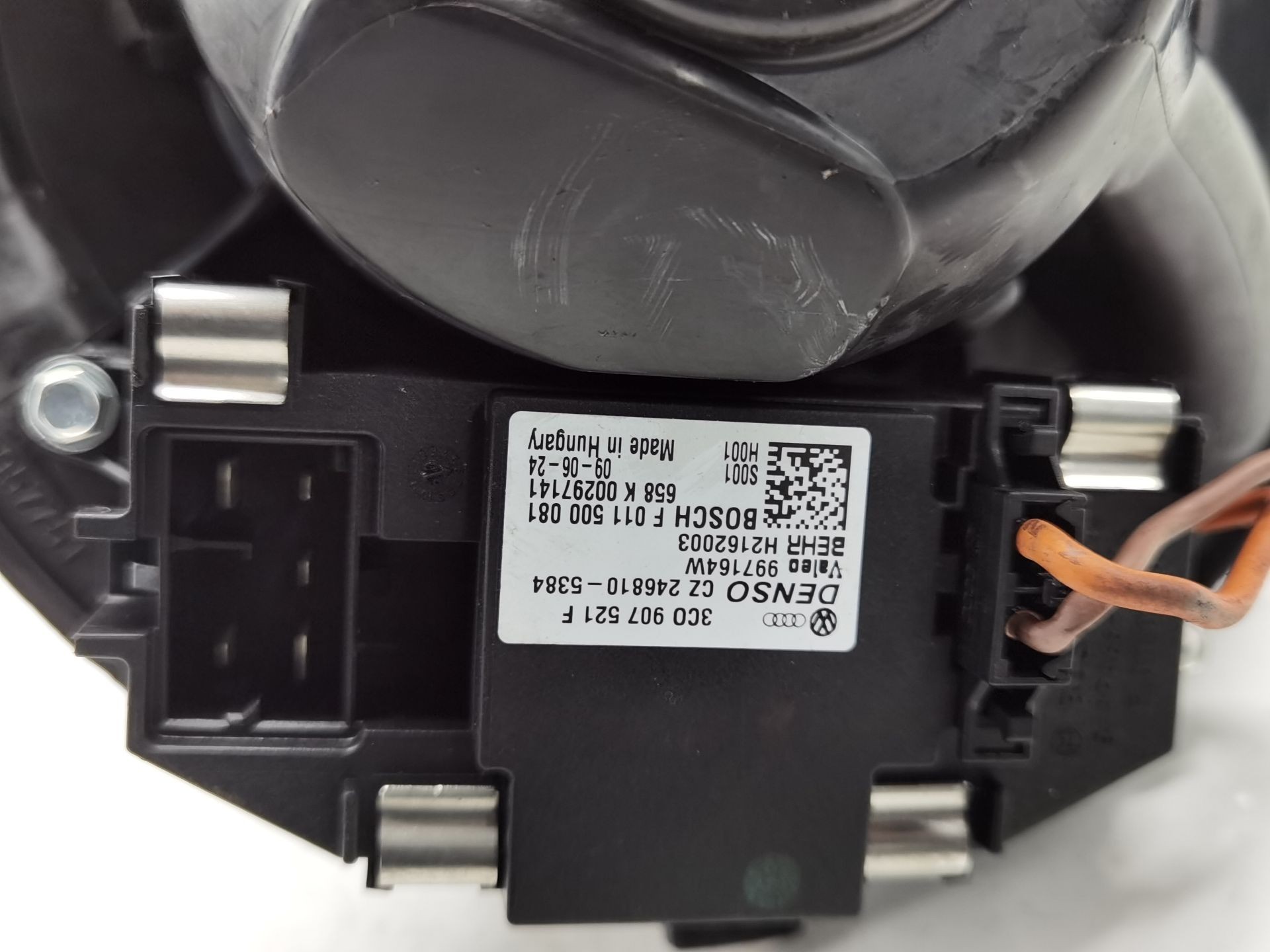 MOTOR CALEFACCIÓN VOLKSWAGEN SCIROCCO III (137, 138) N997166M / F011500081 / 3C0907521F N997166MF0115000813C0907521F - Vista 3