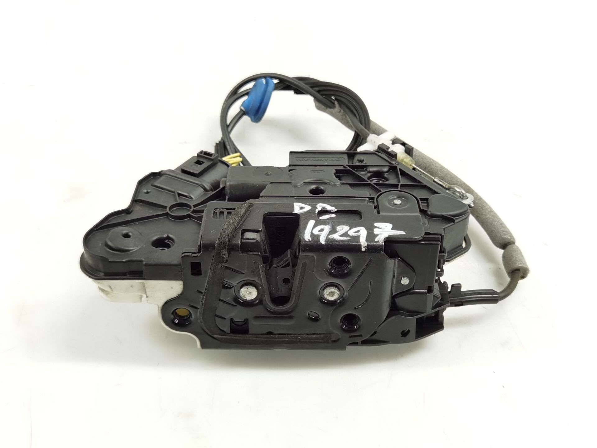 CERRADURA PUERTA DELANTERA IZQUIERDA VOLKSWAGEN SCIROCCO III (137, 138) 5N1837015A 5N1837015A - Vista 3