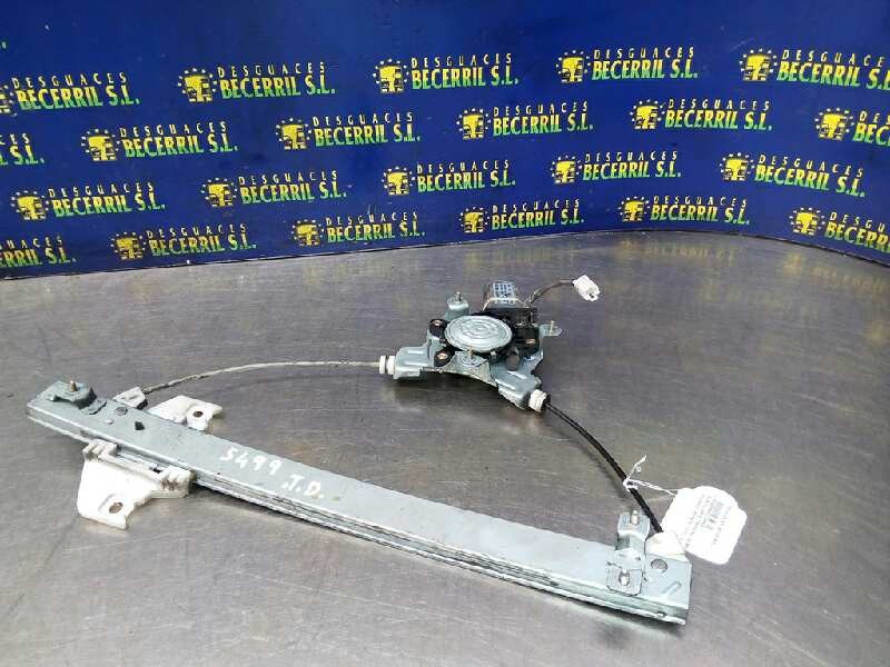 ELEVALUNAS TRASERO DERECHO HYUNDAI MATRIX (FC) 9882017200 9882017200