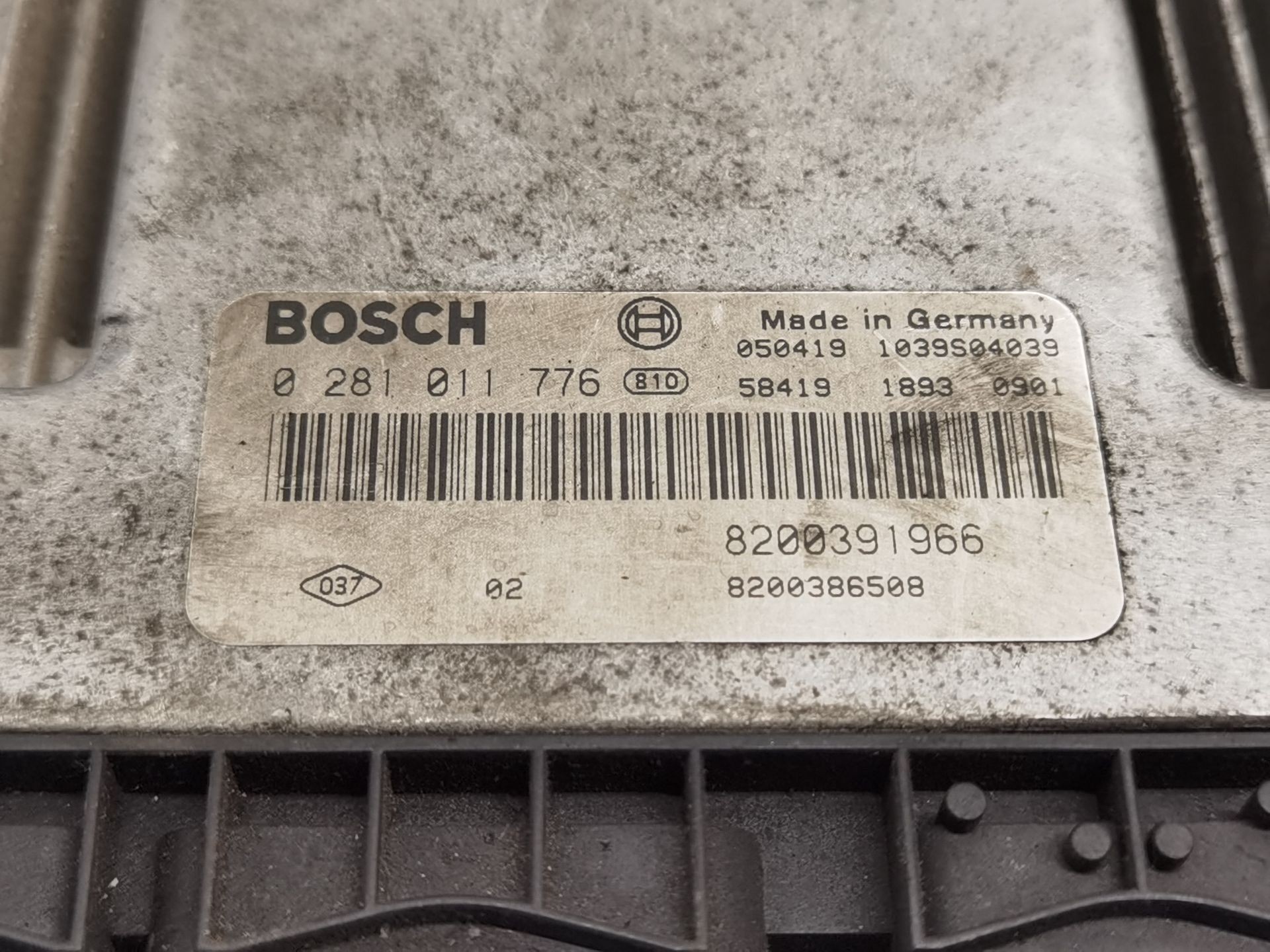 CENTRALITA MOTOR UCE RENAULT GRAND SCÉNIC II (JM0/1_) 8200391966 / 8200386508 / 0281011776 820039196682003865080281011776 - Vista 2