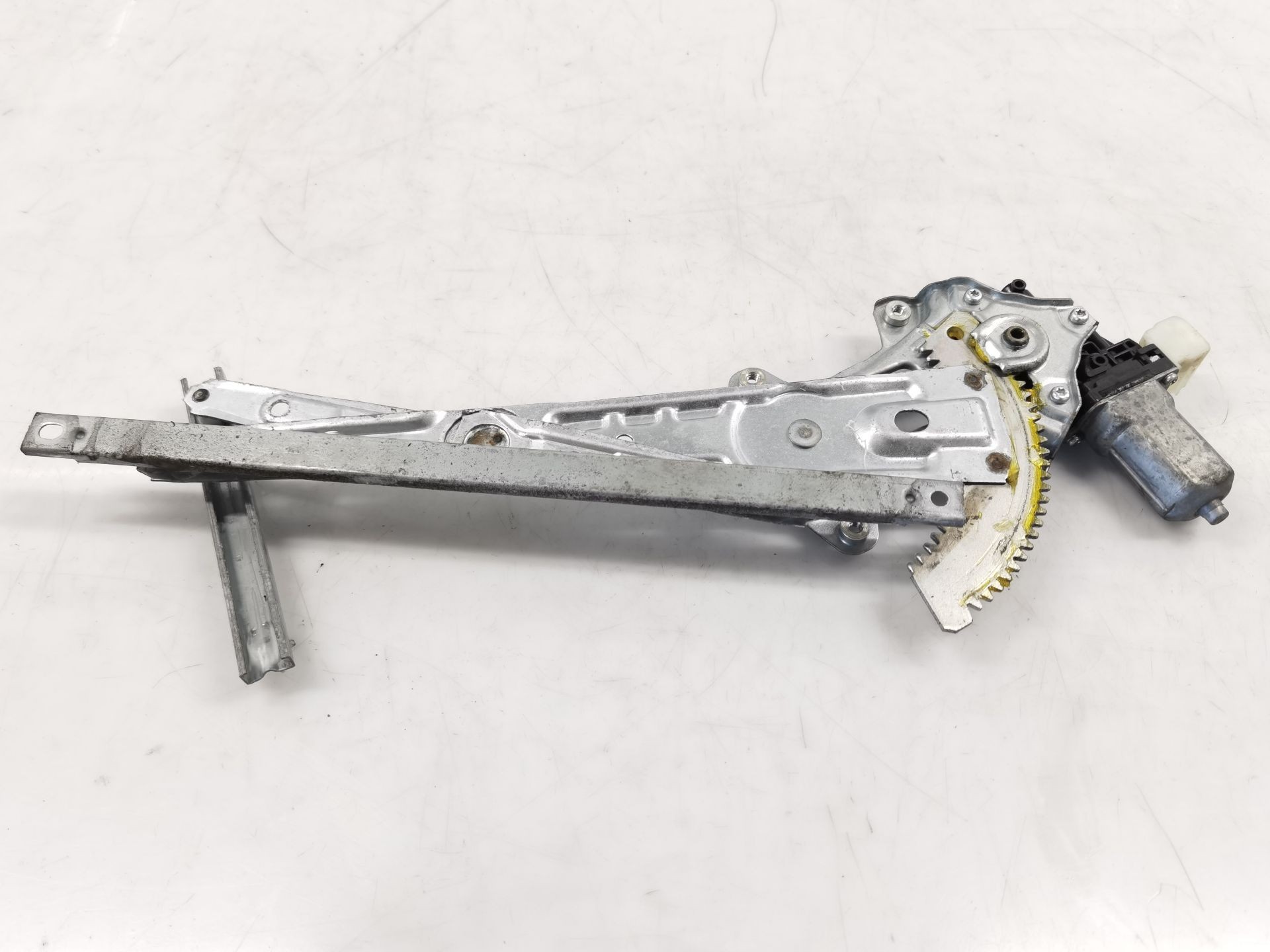 ELEVALUNAS TRASERO IZQUIERDO NISSAN X-TRAIL III (T32_, T32R, T32RR) 827311BA0A / 827216FR0A 827311BA0A827216FR0A - Vista 3